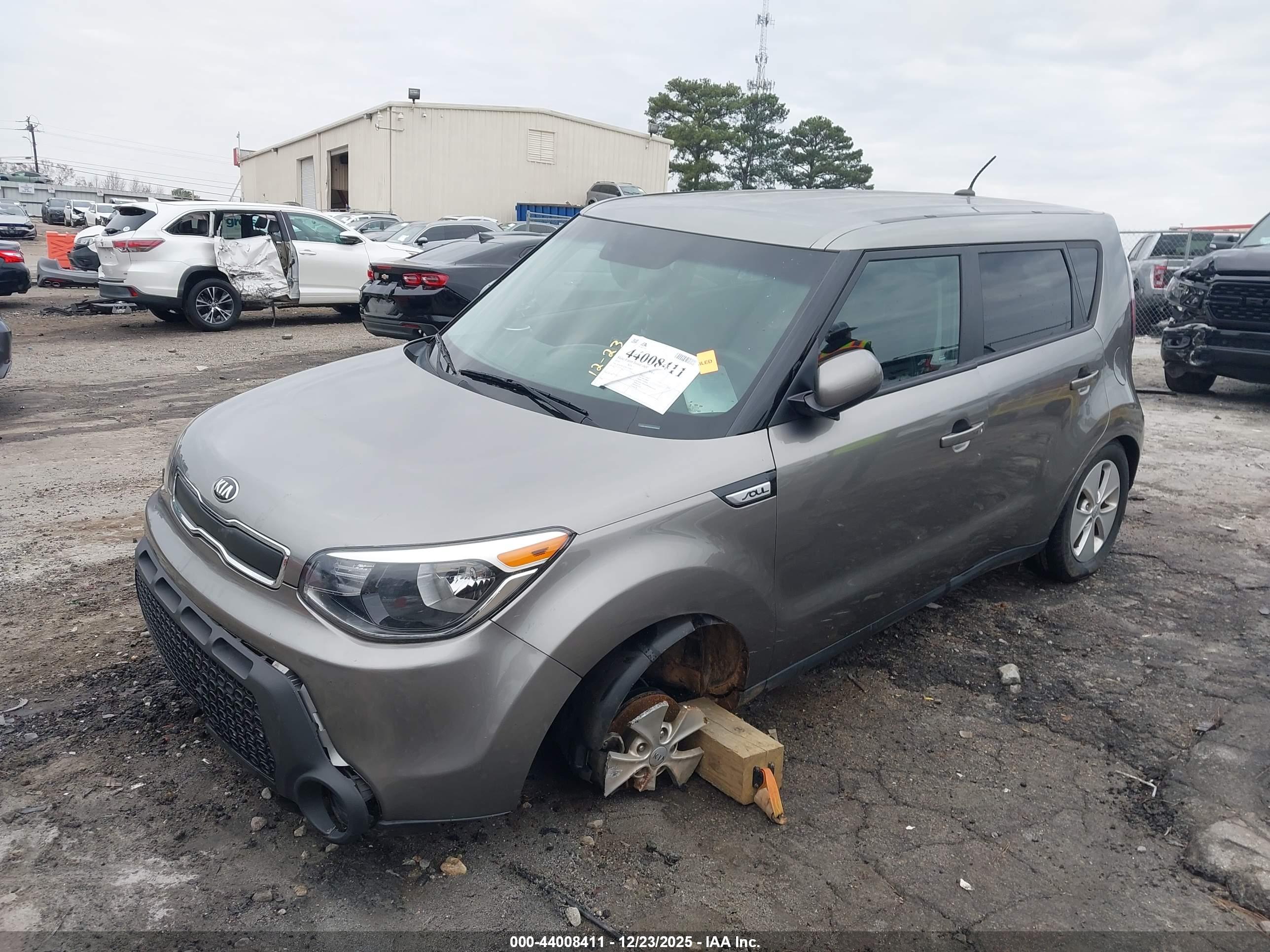 KIA SOUL image 2