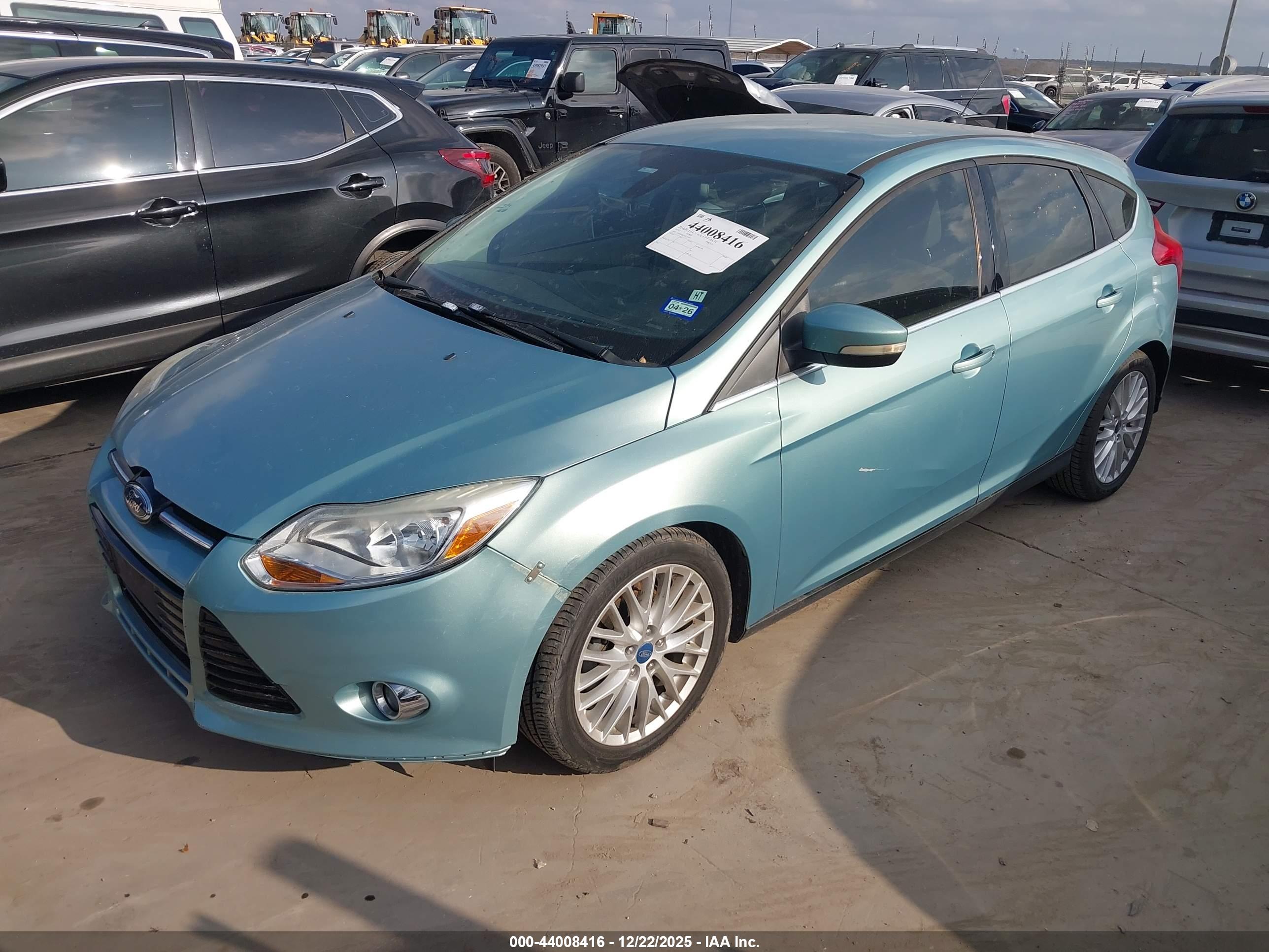 FORD FOCUS image 2