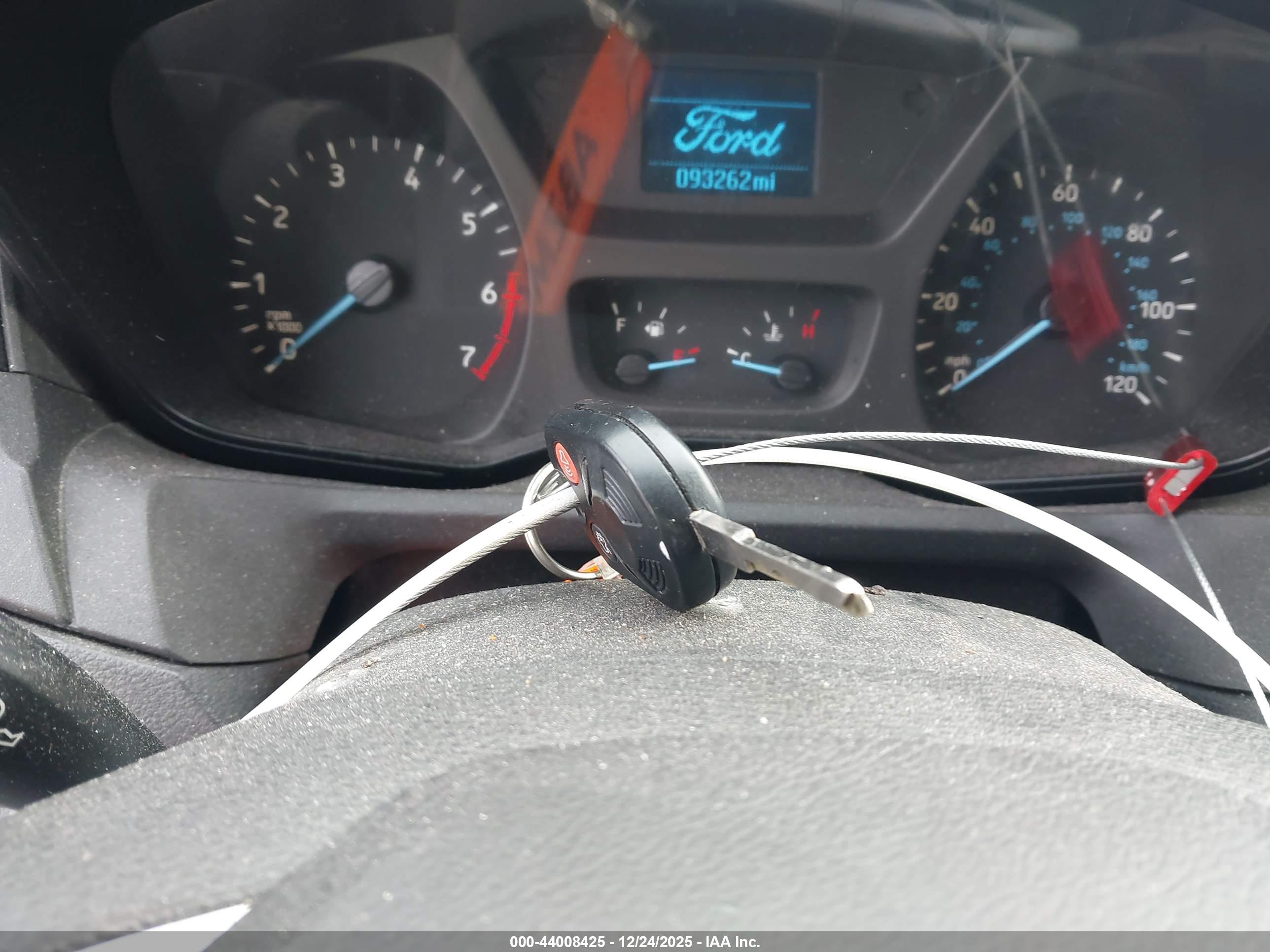 FORD TRANSIT-350 image 11
