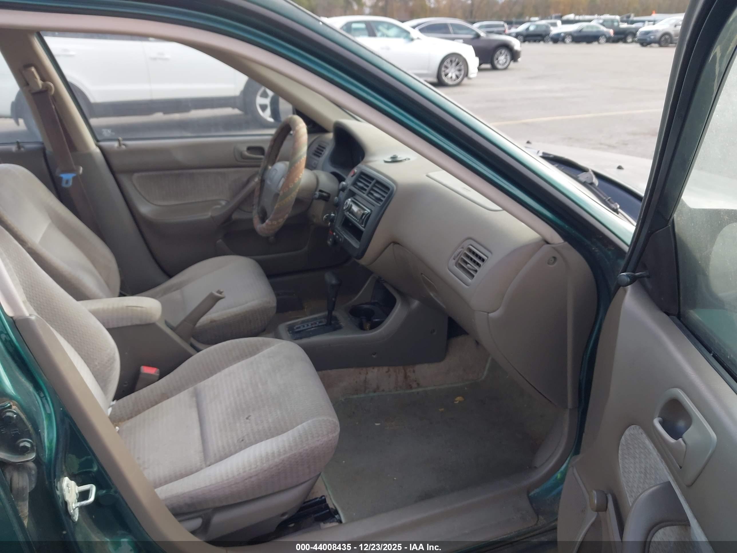 HONDA CIVIC image 5