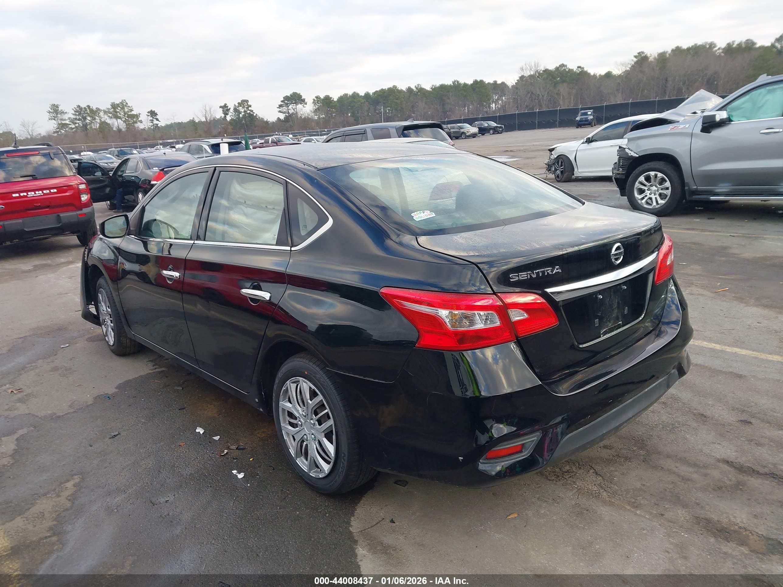 NISSAN SENTRA image 3