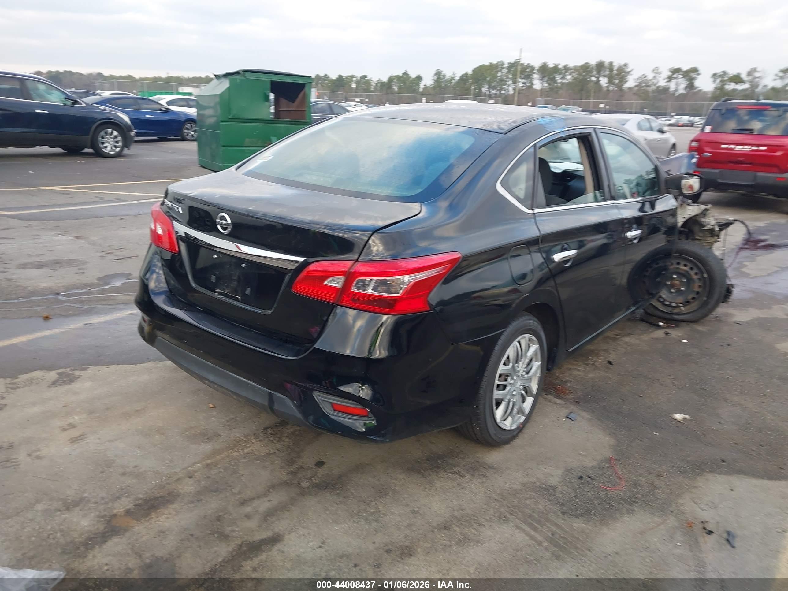 NISSAN SENTRA image 4