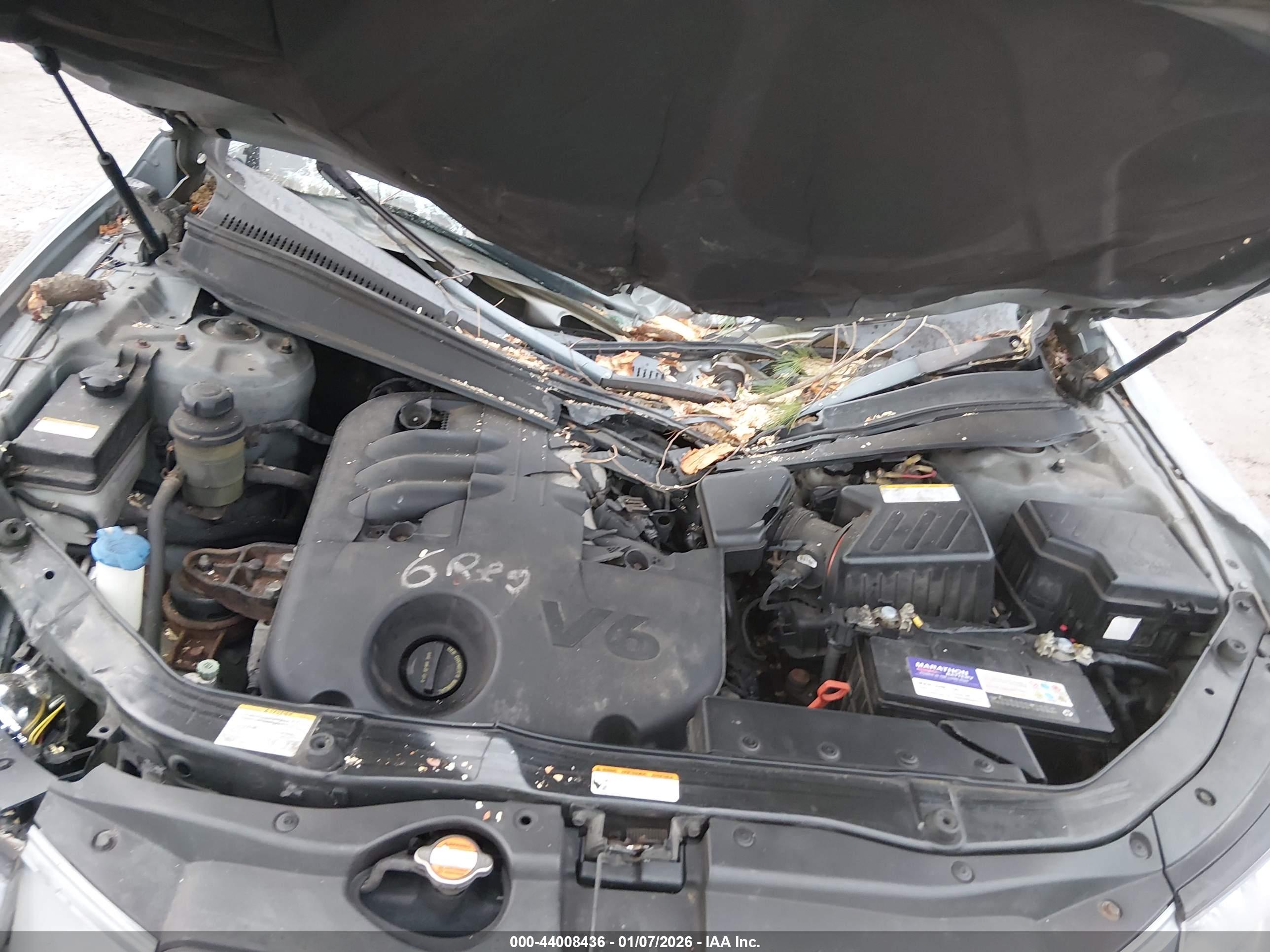 HYUNDAI SANTA image 10