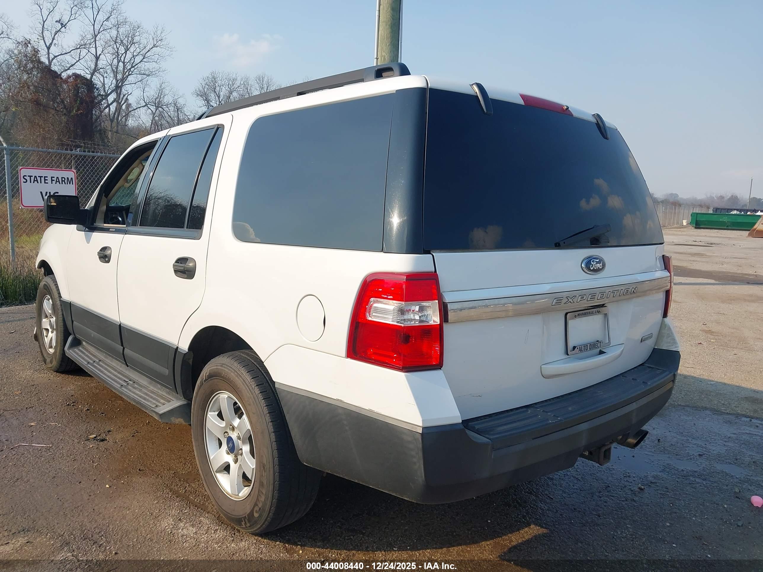 FORD EXPEDITION image 3