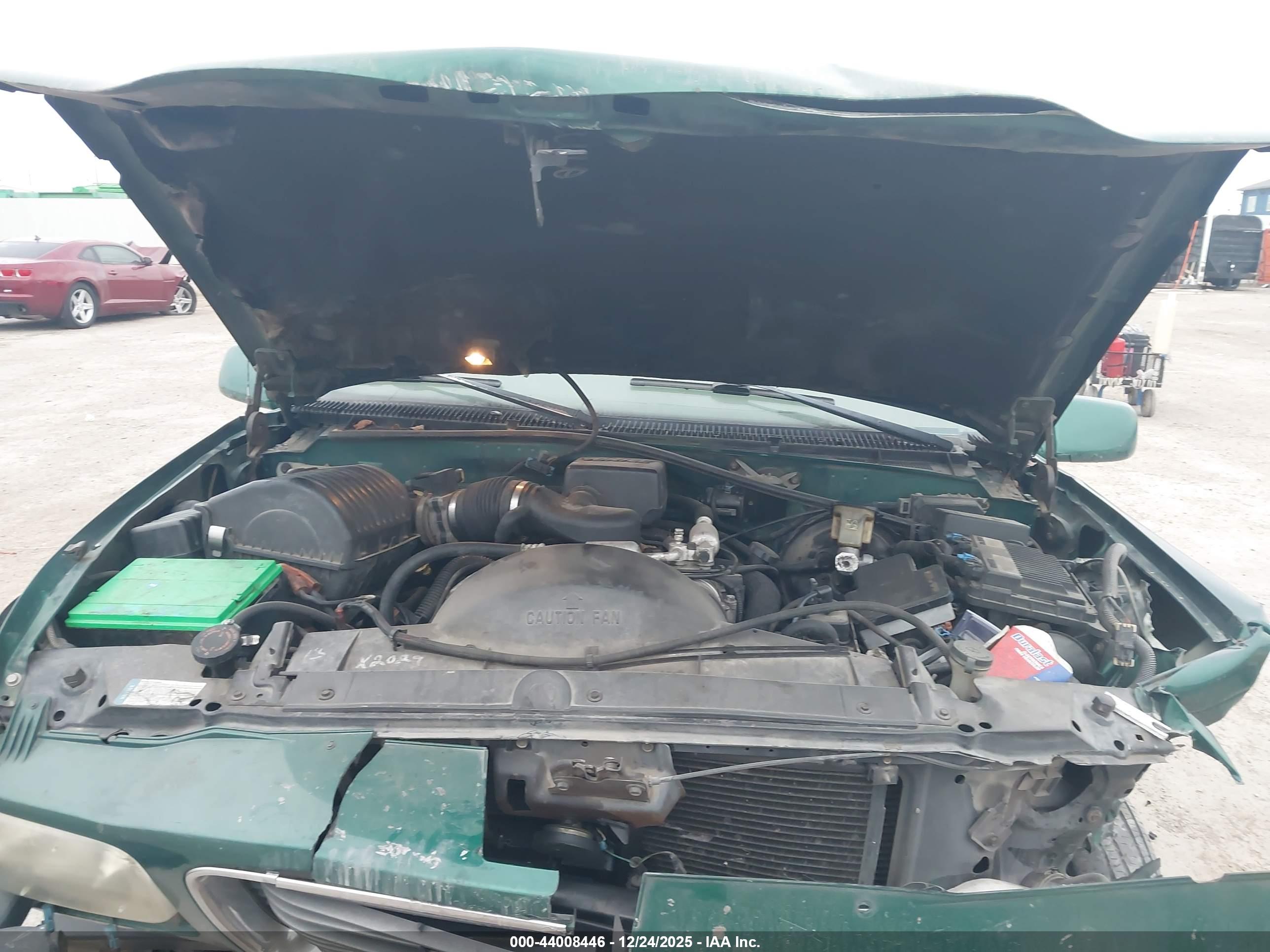 GMC YUKON image 10