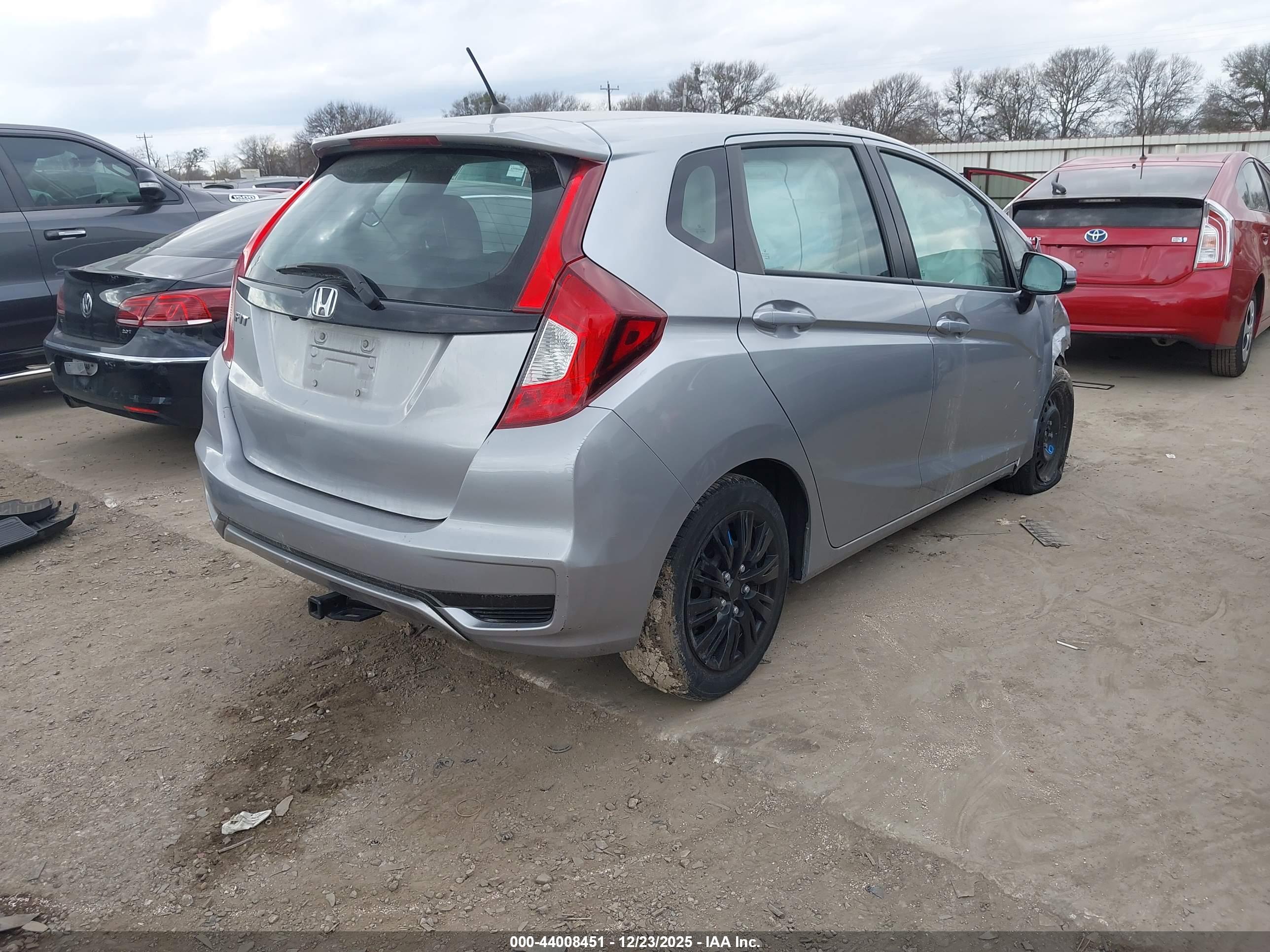 HONDA FIT image 4
