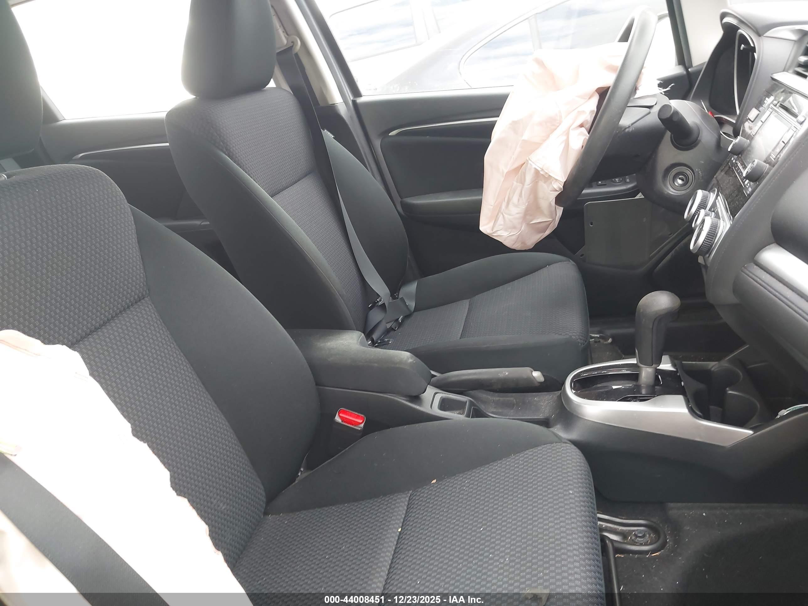 HONDA FIT image 5