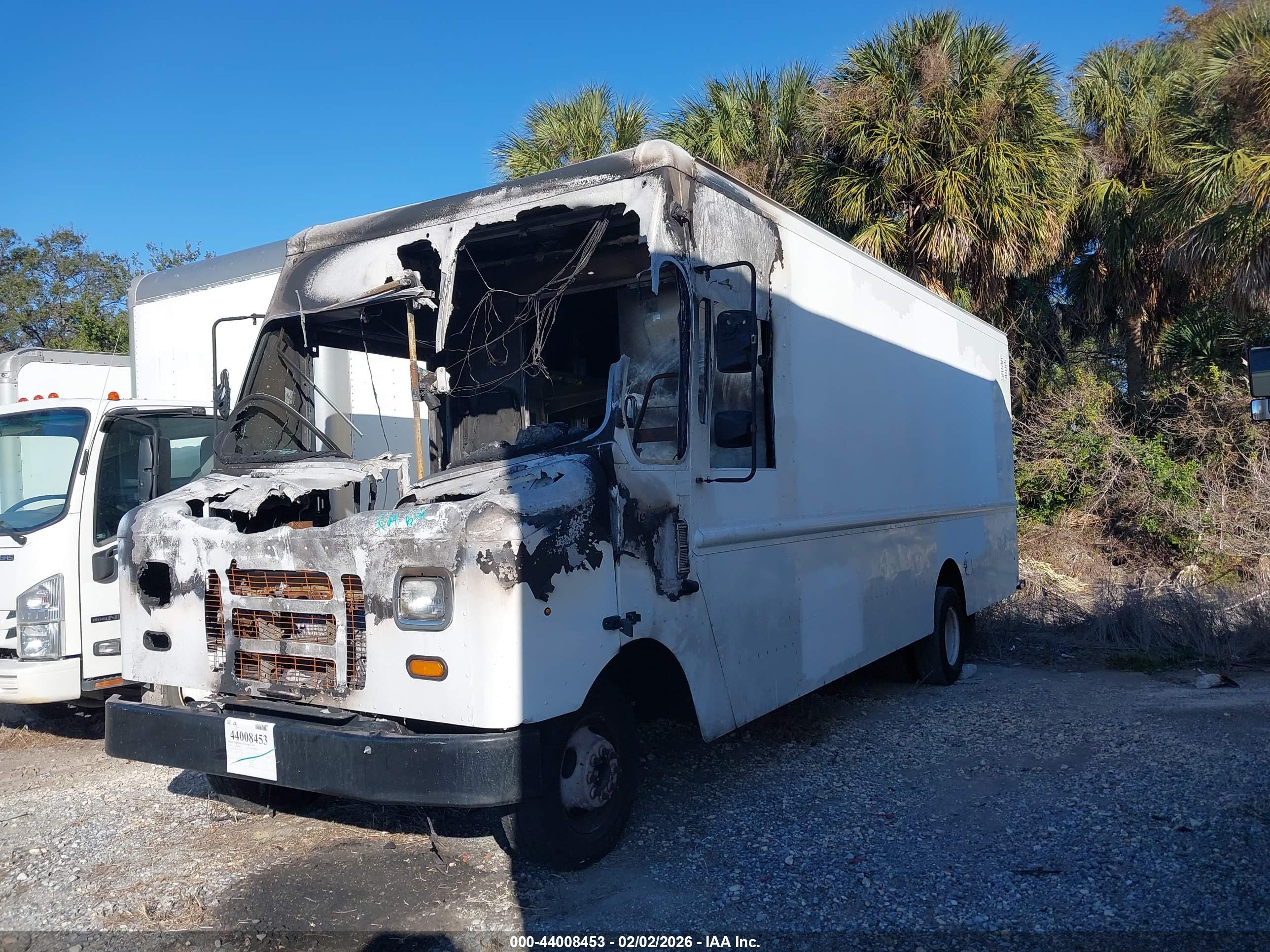 FORD E-350 image 2