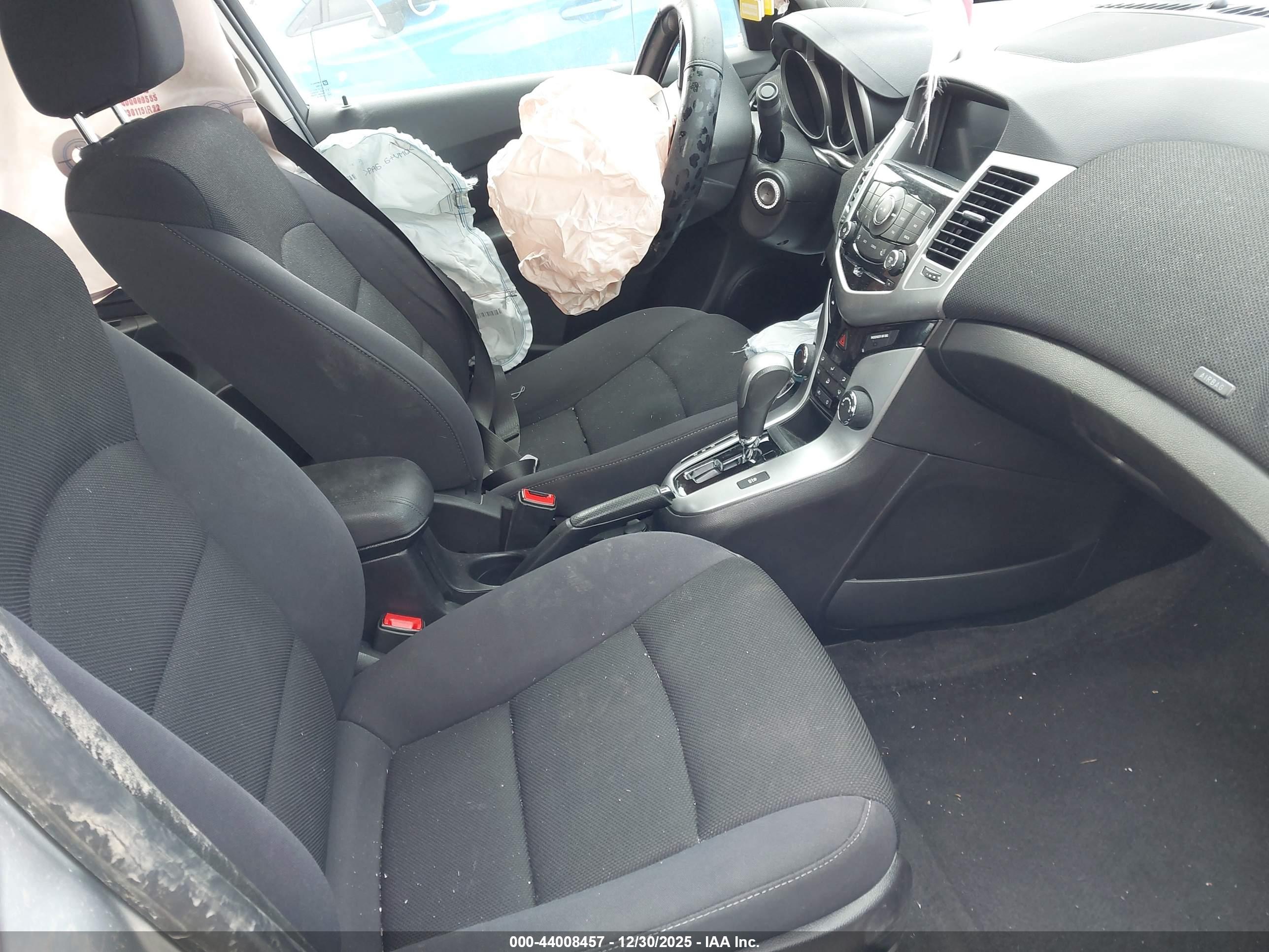 CHEVROLET CRUZE image 5