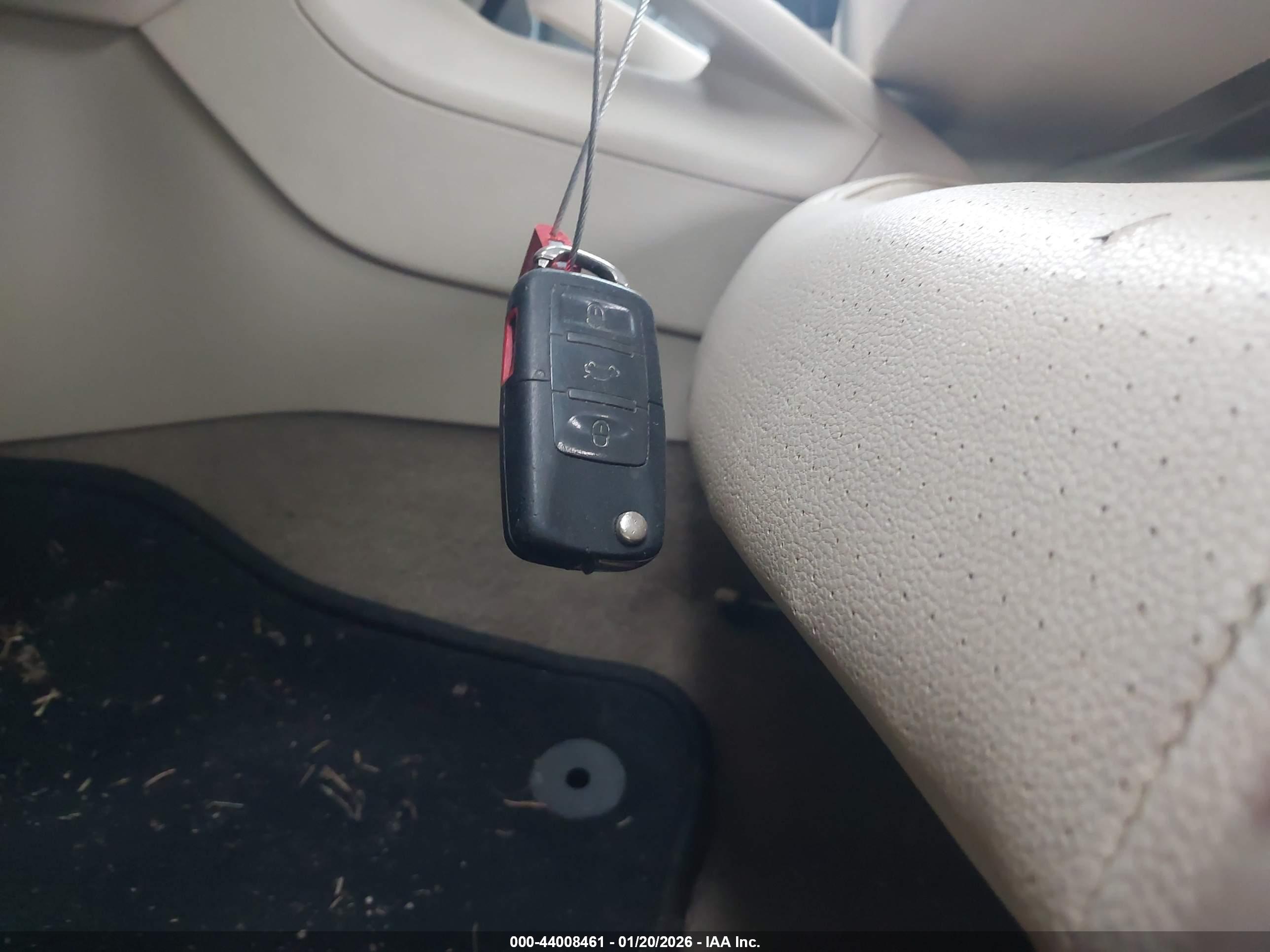 VOLKSWAGEN EOS image 11