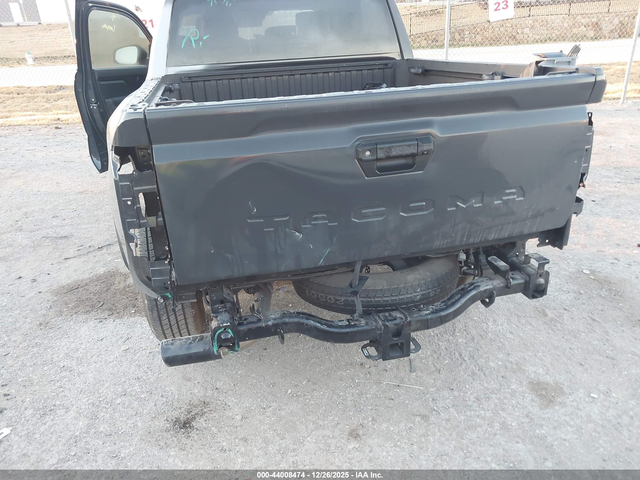 TOYOTA TACOMA image 6