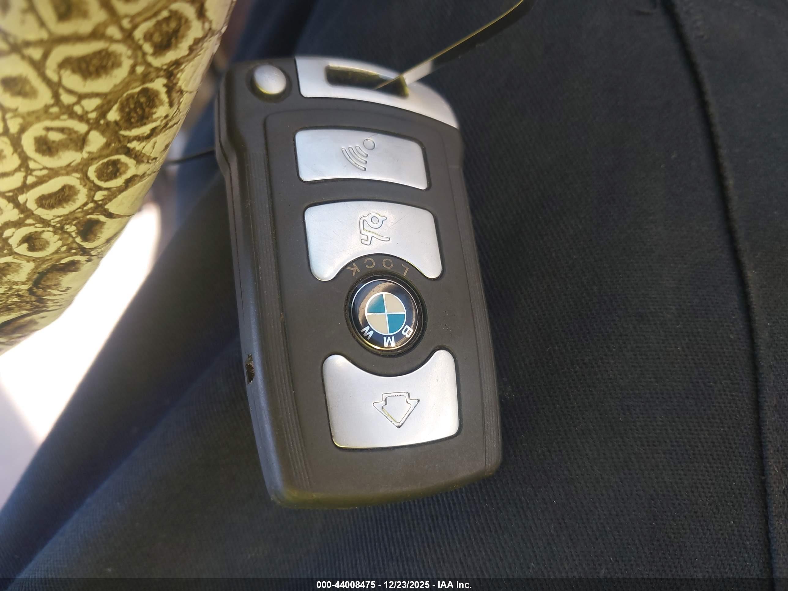 BMW 750LI image 11