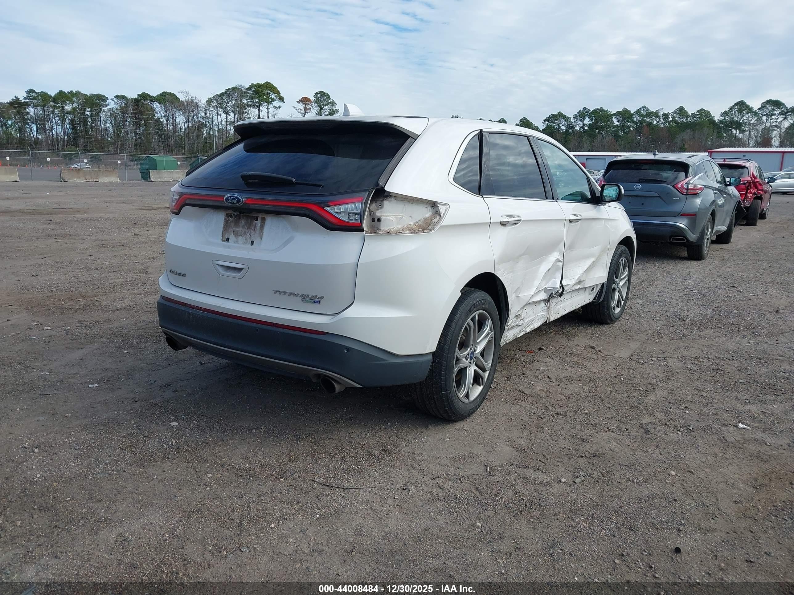 FORD EDGE image 4