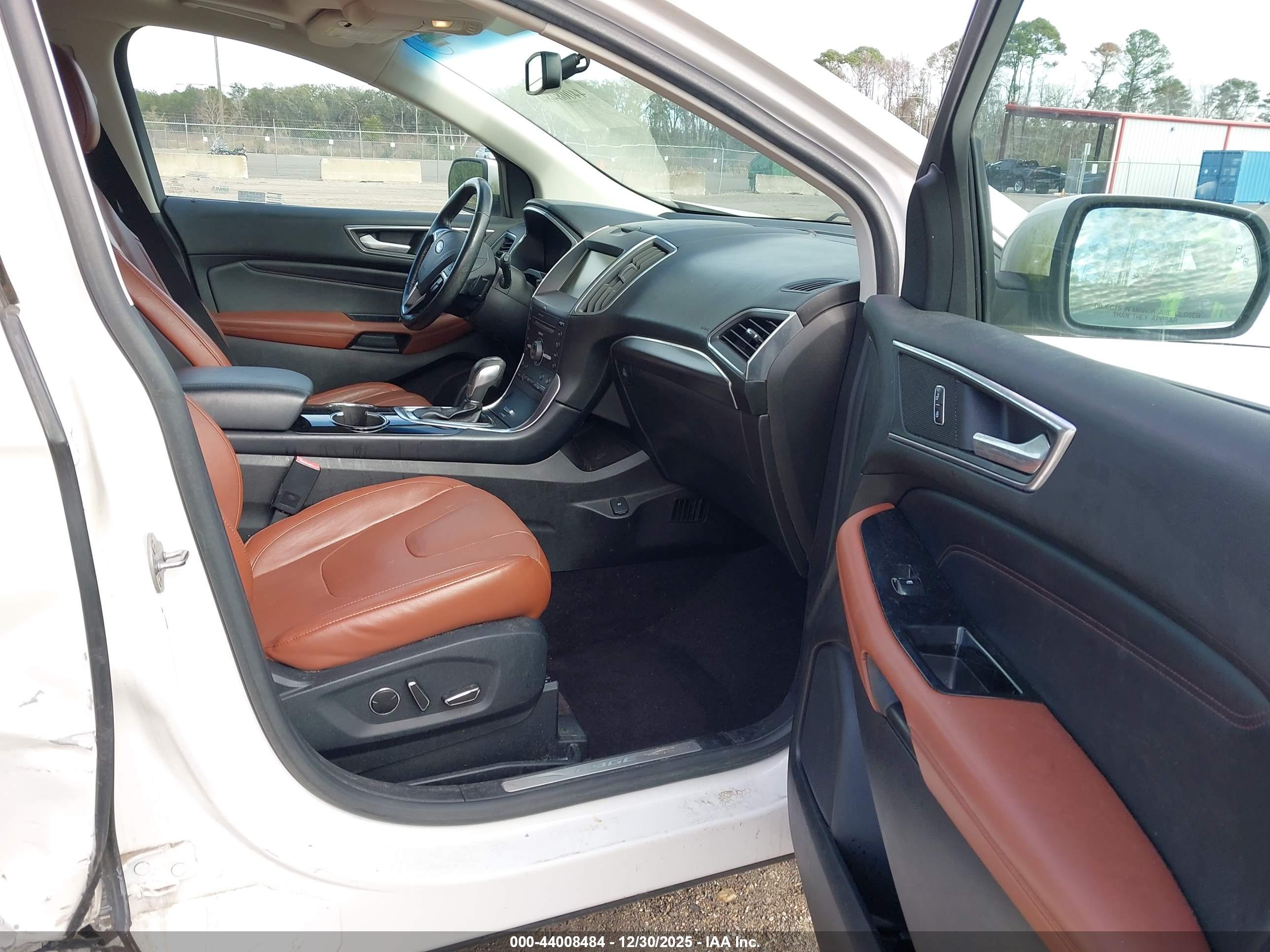 FORD EDGE image 5