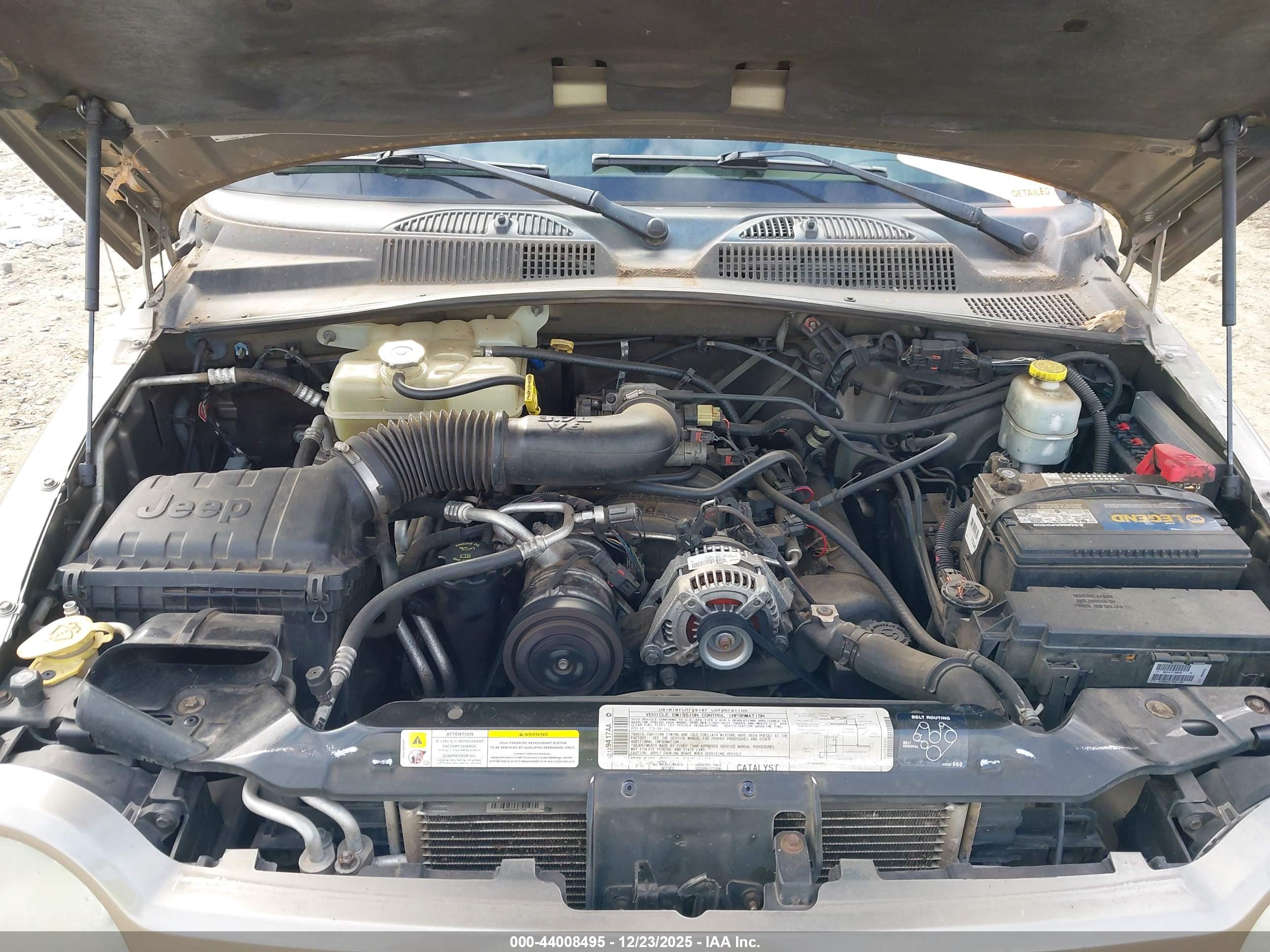 JEEP LIBERTY image 10