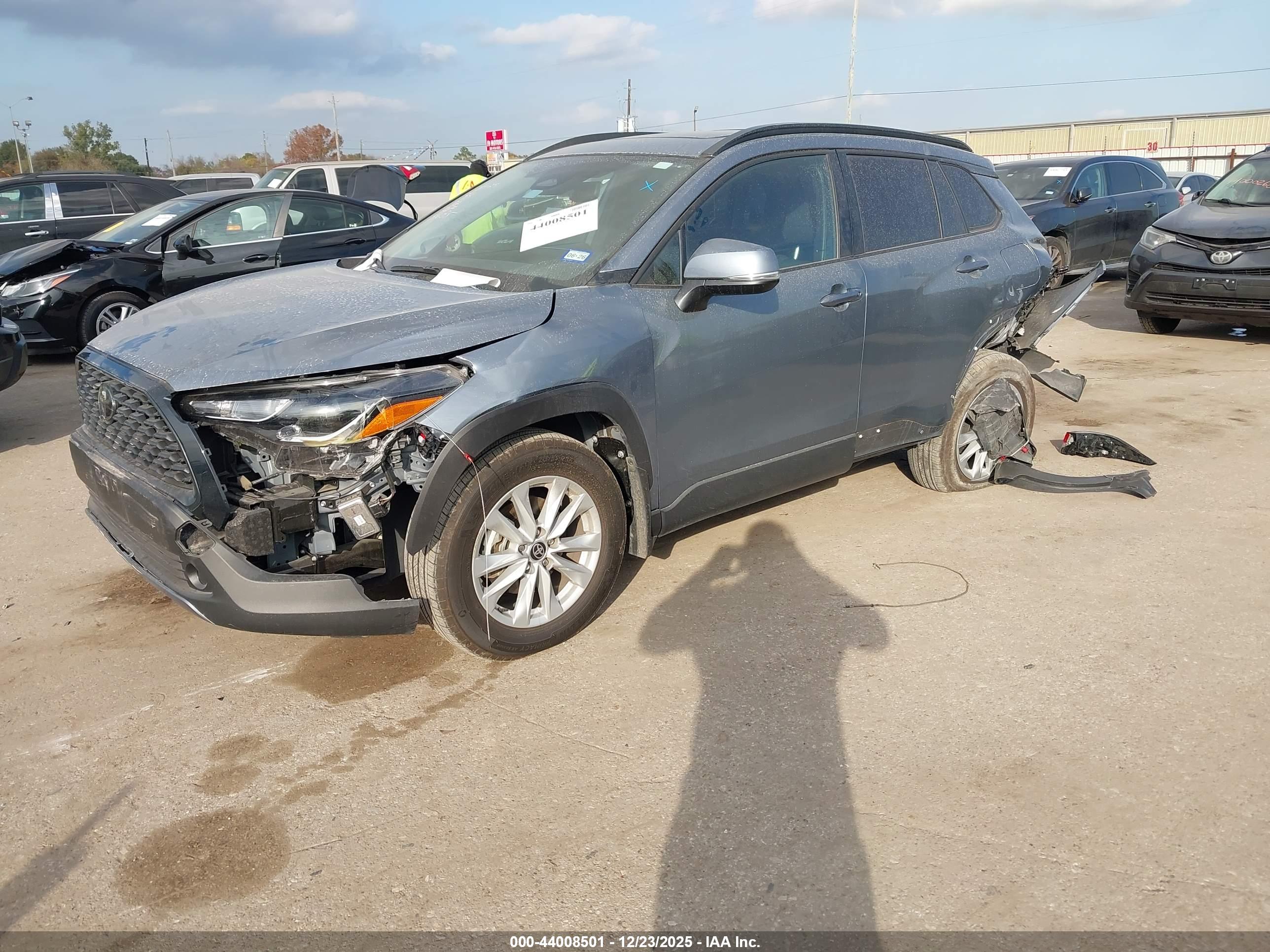 TOYOTA COROLLA image 2