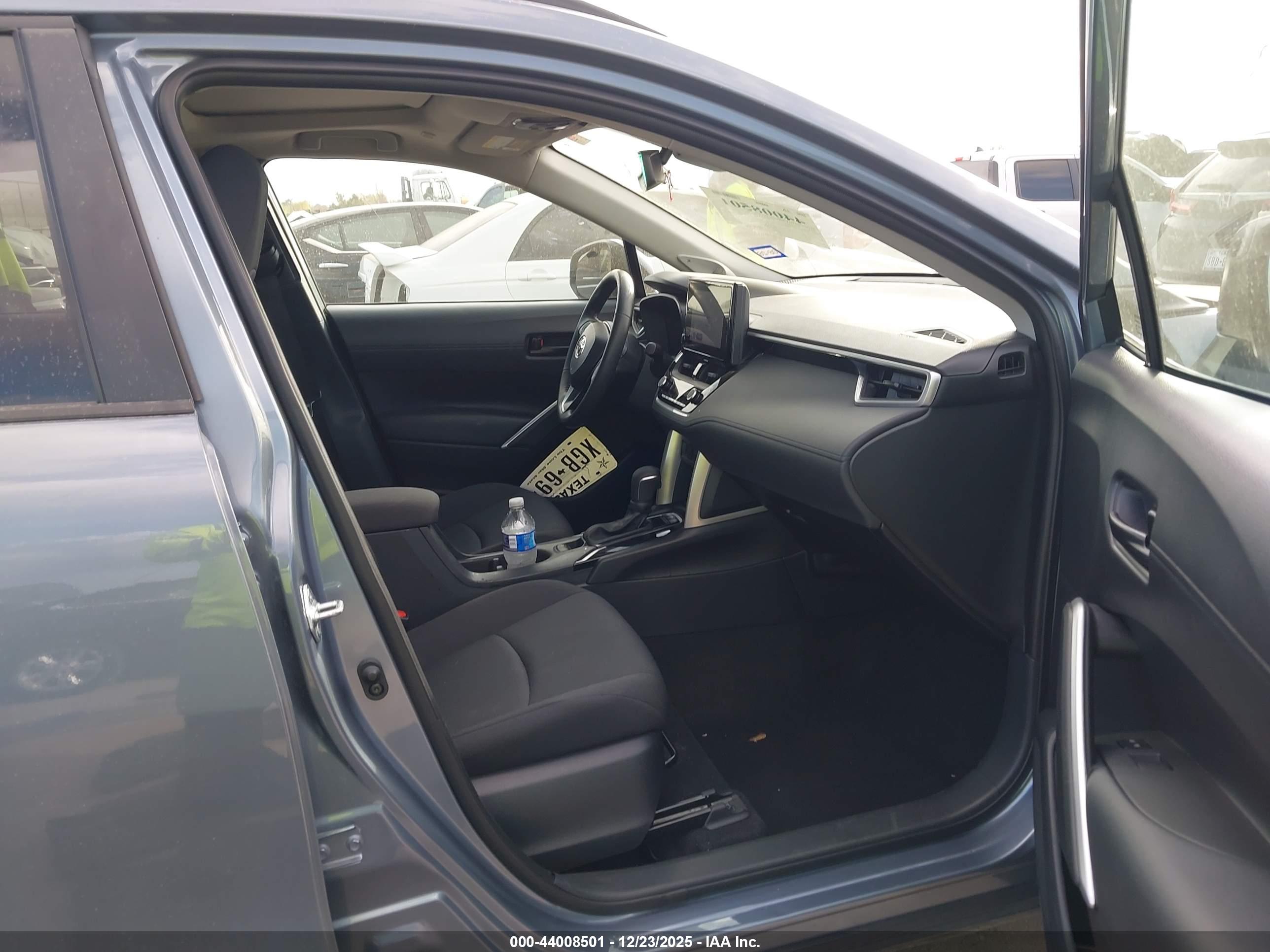 TOYOTA COROLLA image 5