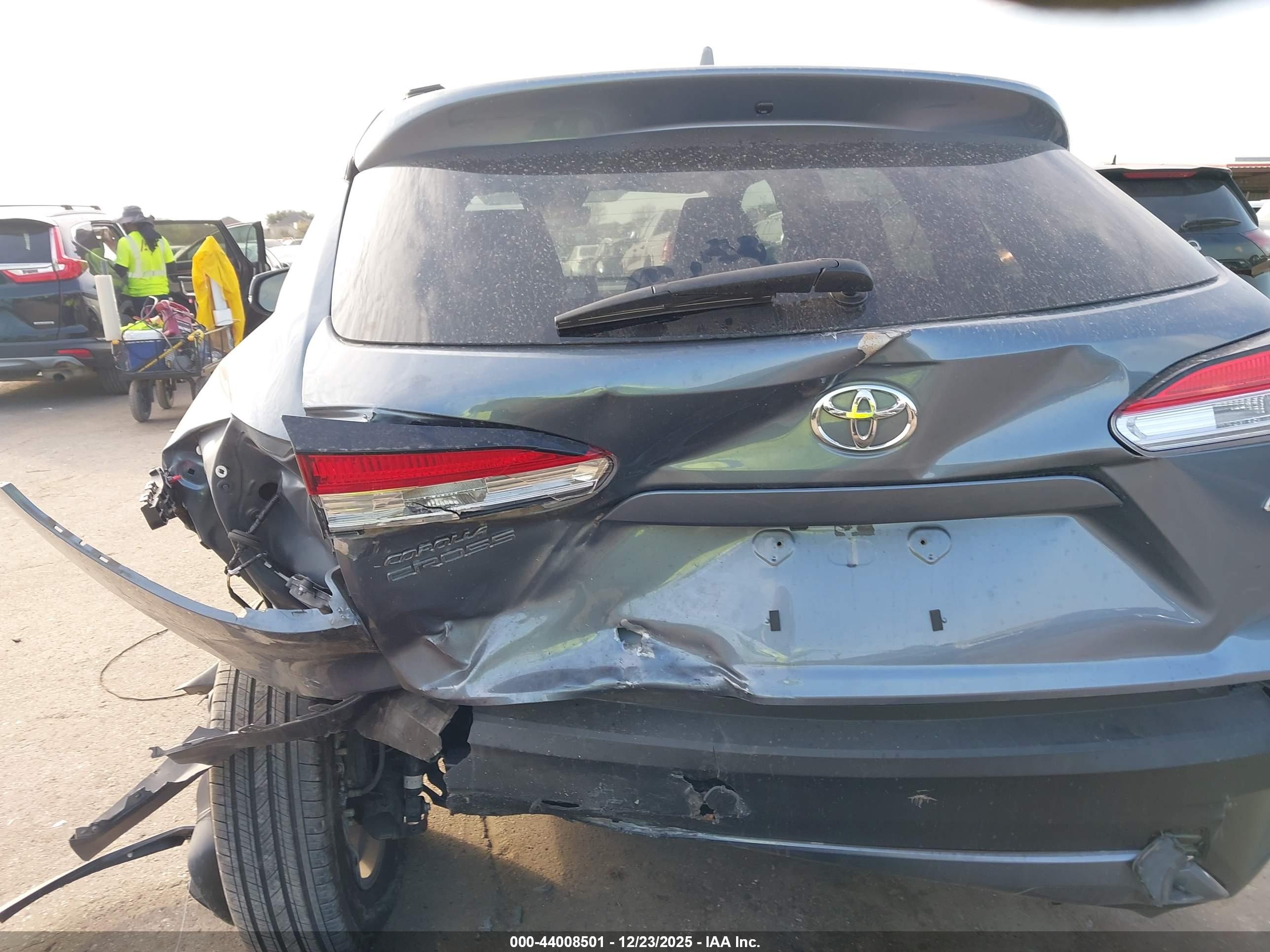 TOYOTA COROLLA image 6