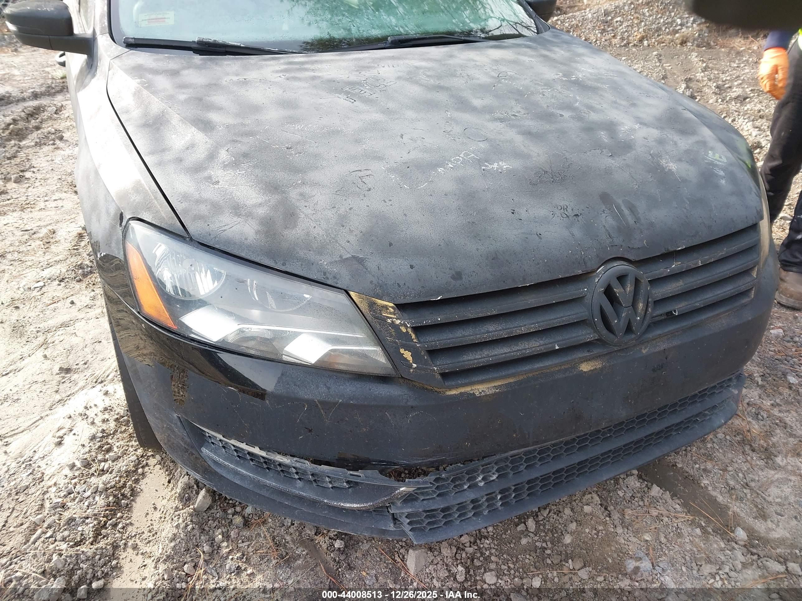 VOLKSWAGEN PASSAT image 6