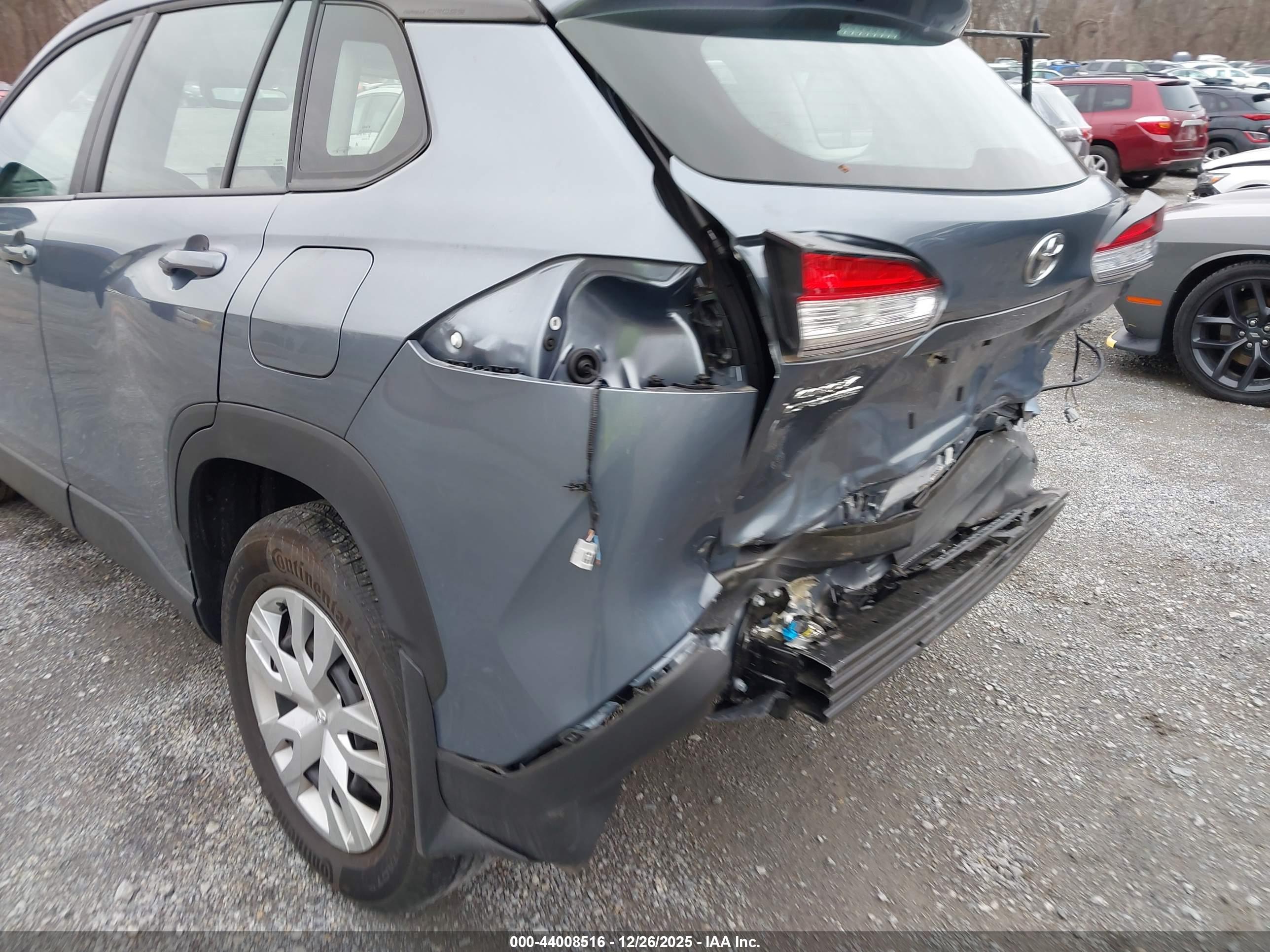 TOYOTA COROLLA image 6