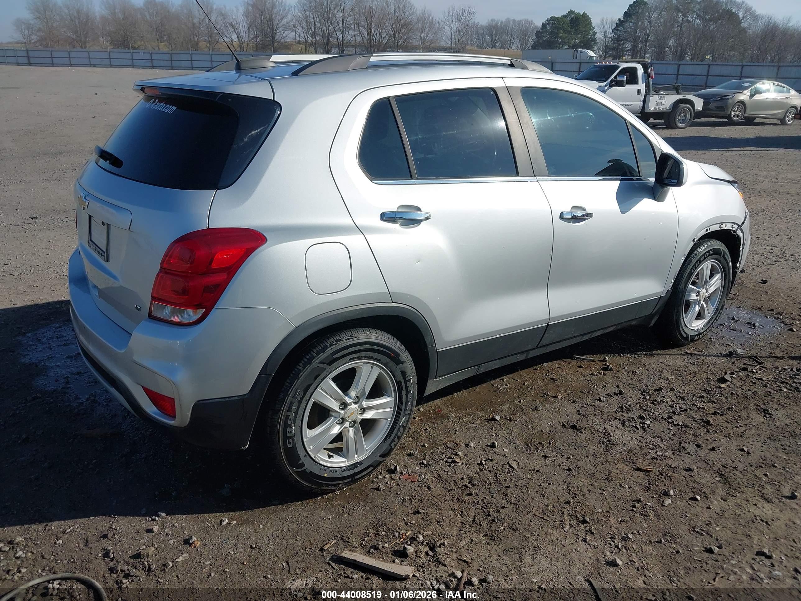 CHEVROLET TRAX image 4