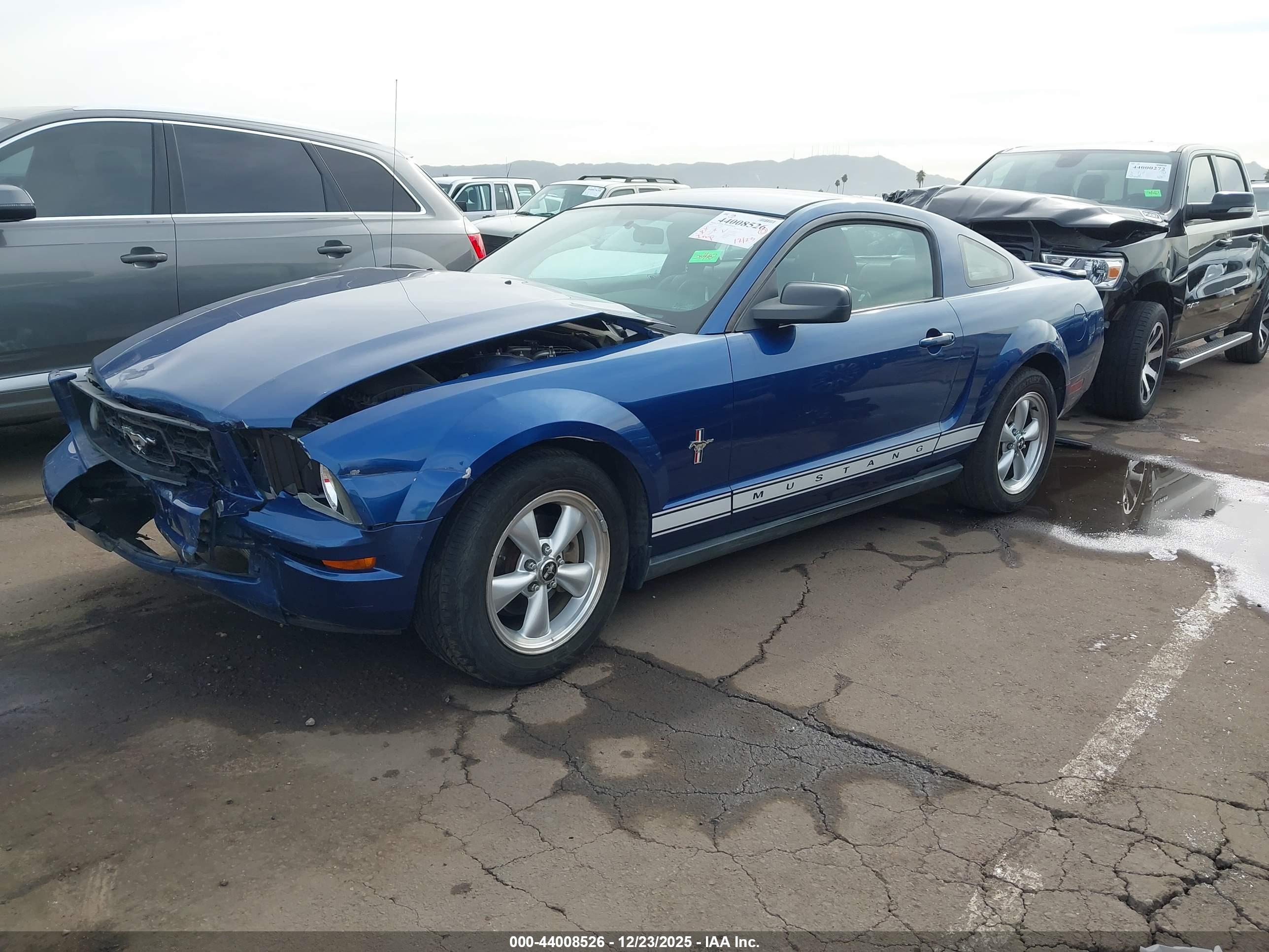 FORD MUSTANG image 2