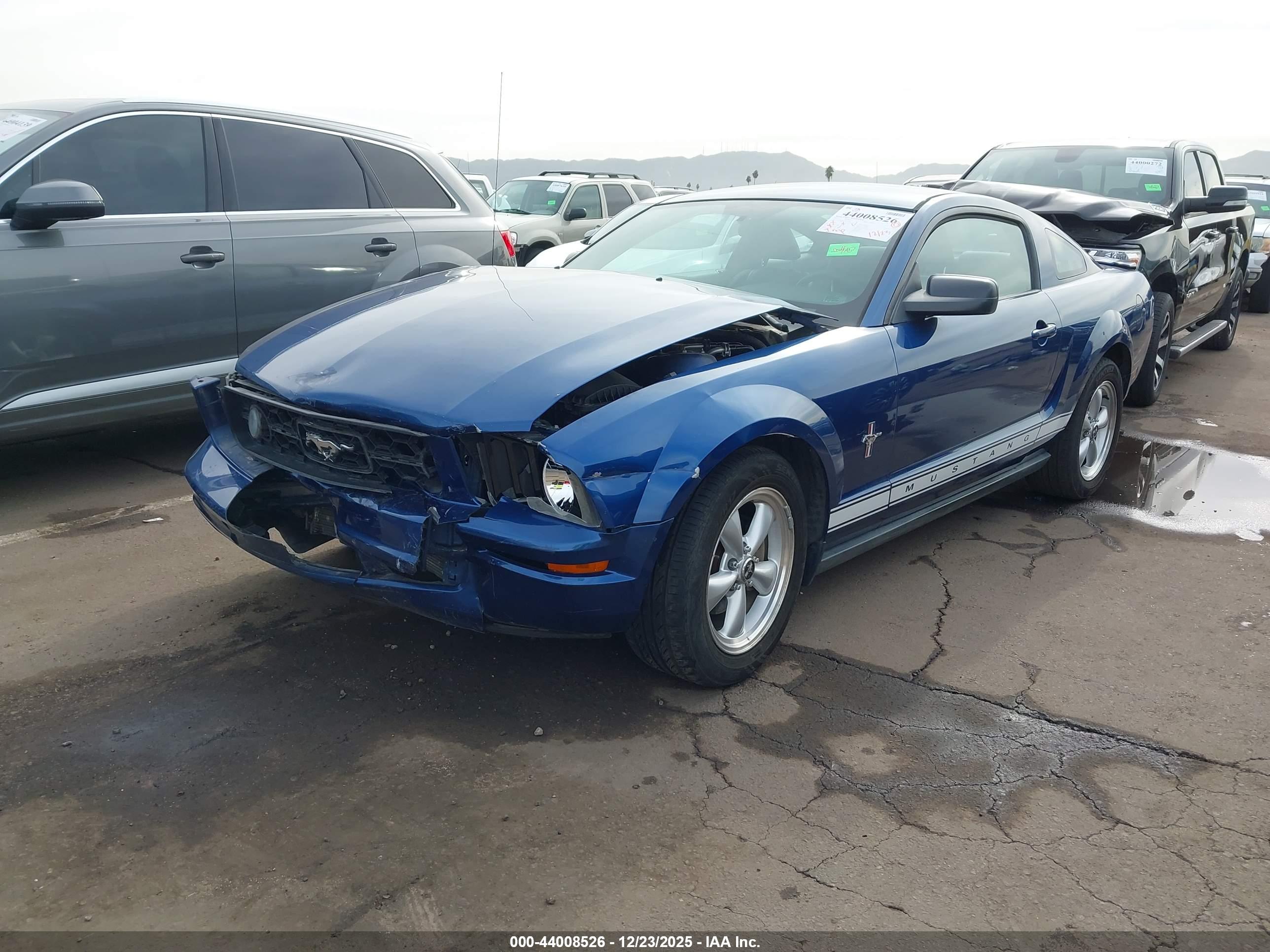 FORD MUSTANG image 6