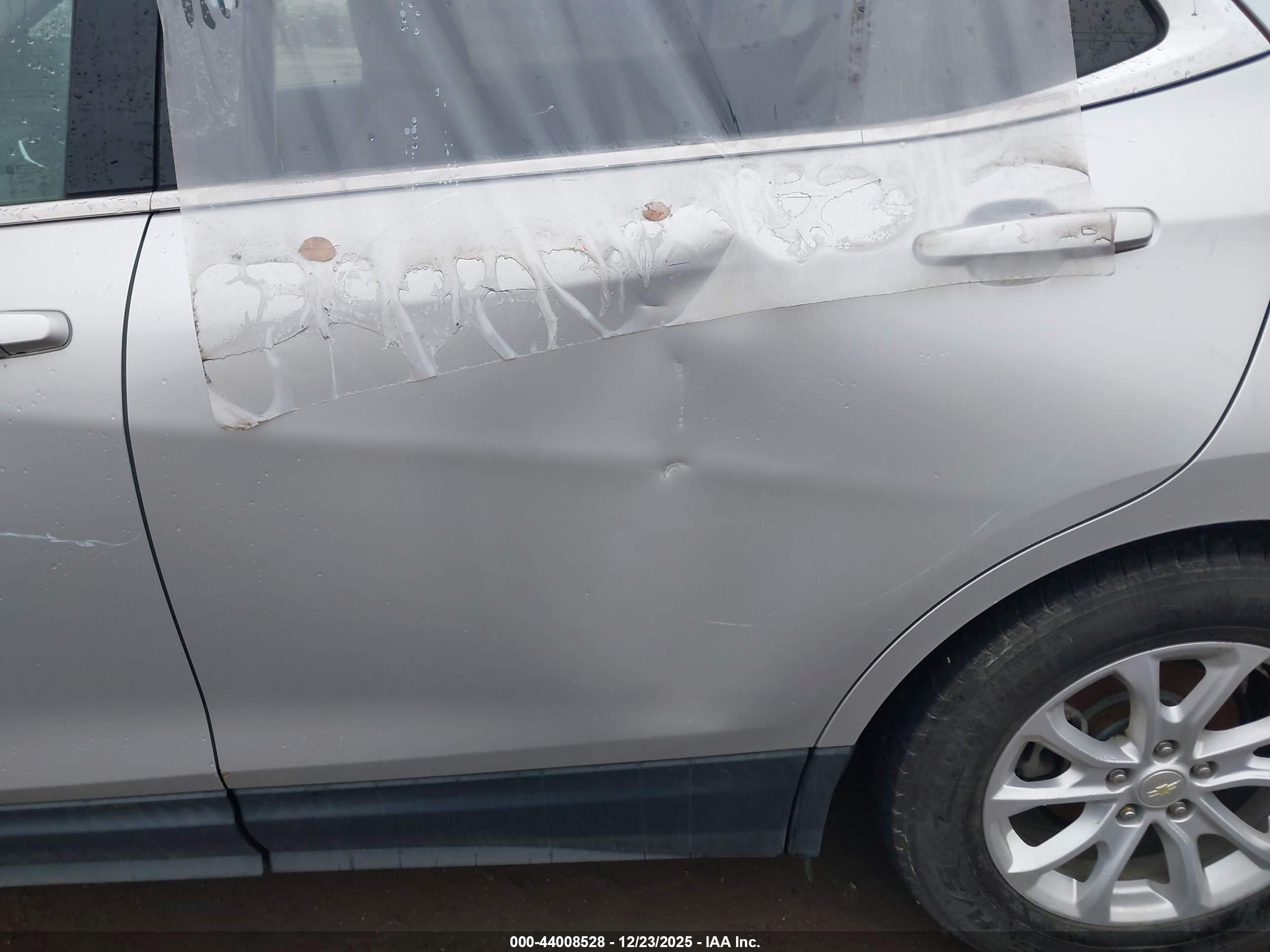 CHEVROLET EQUINOX image 6