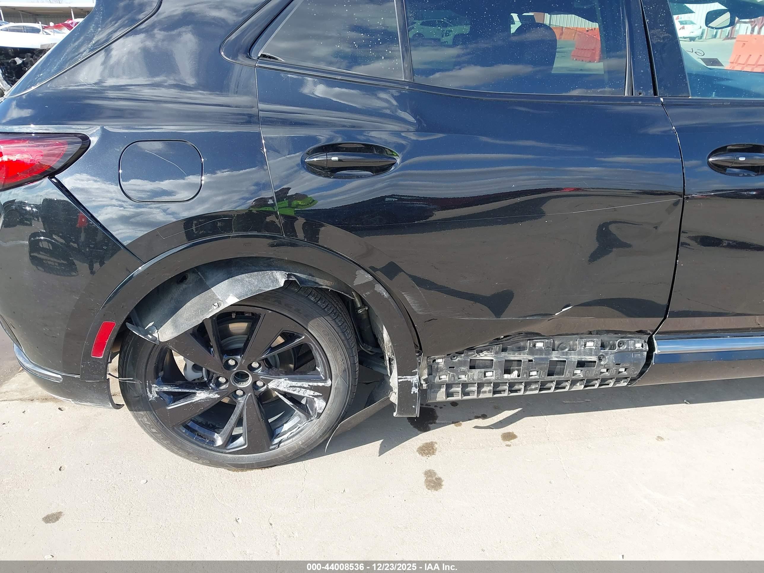 BUICK ENVISION image 6