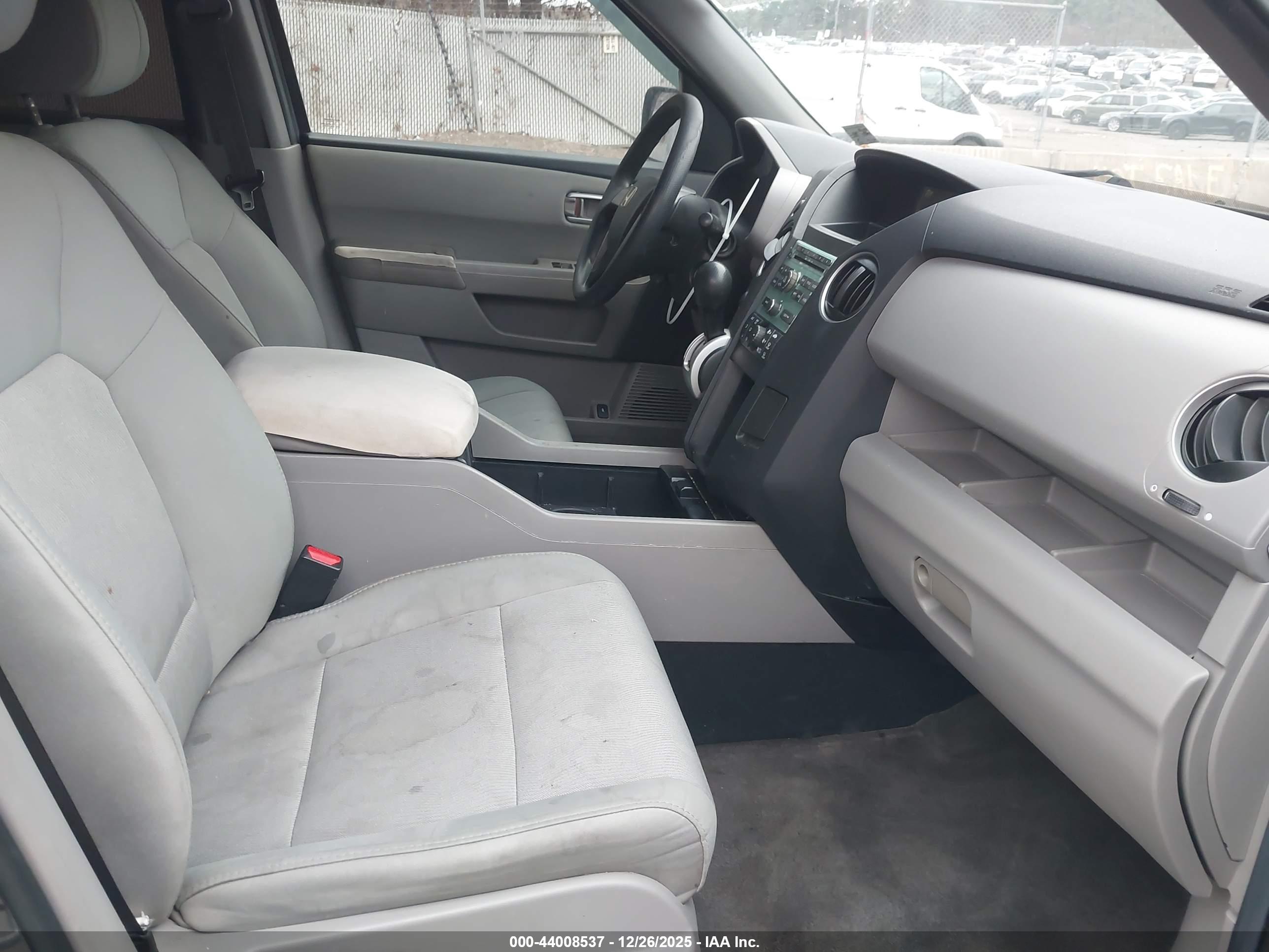 HONDA PILOT image 5