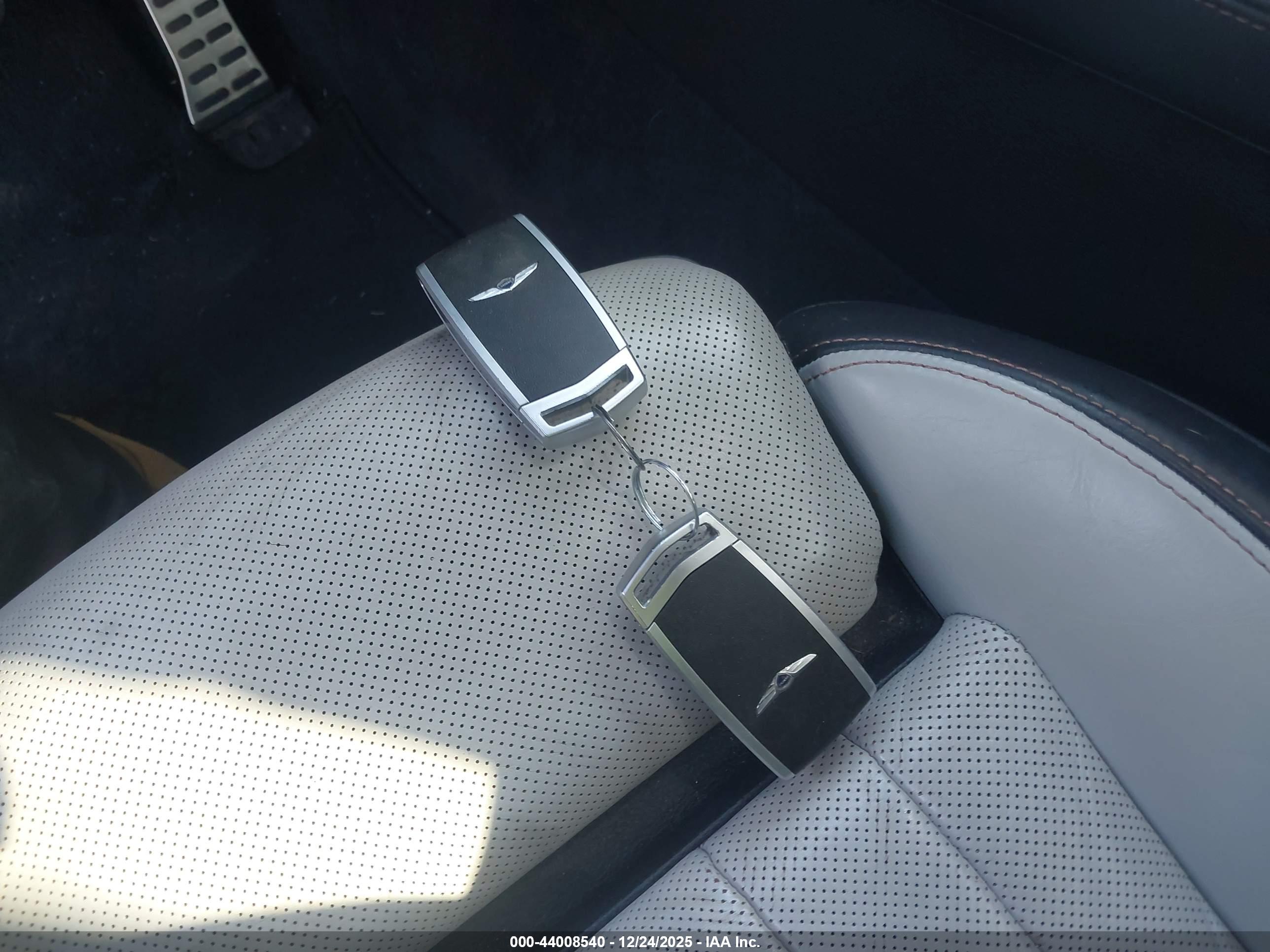 GENESIS G80 image 11