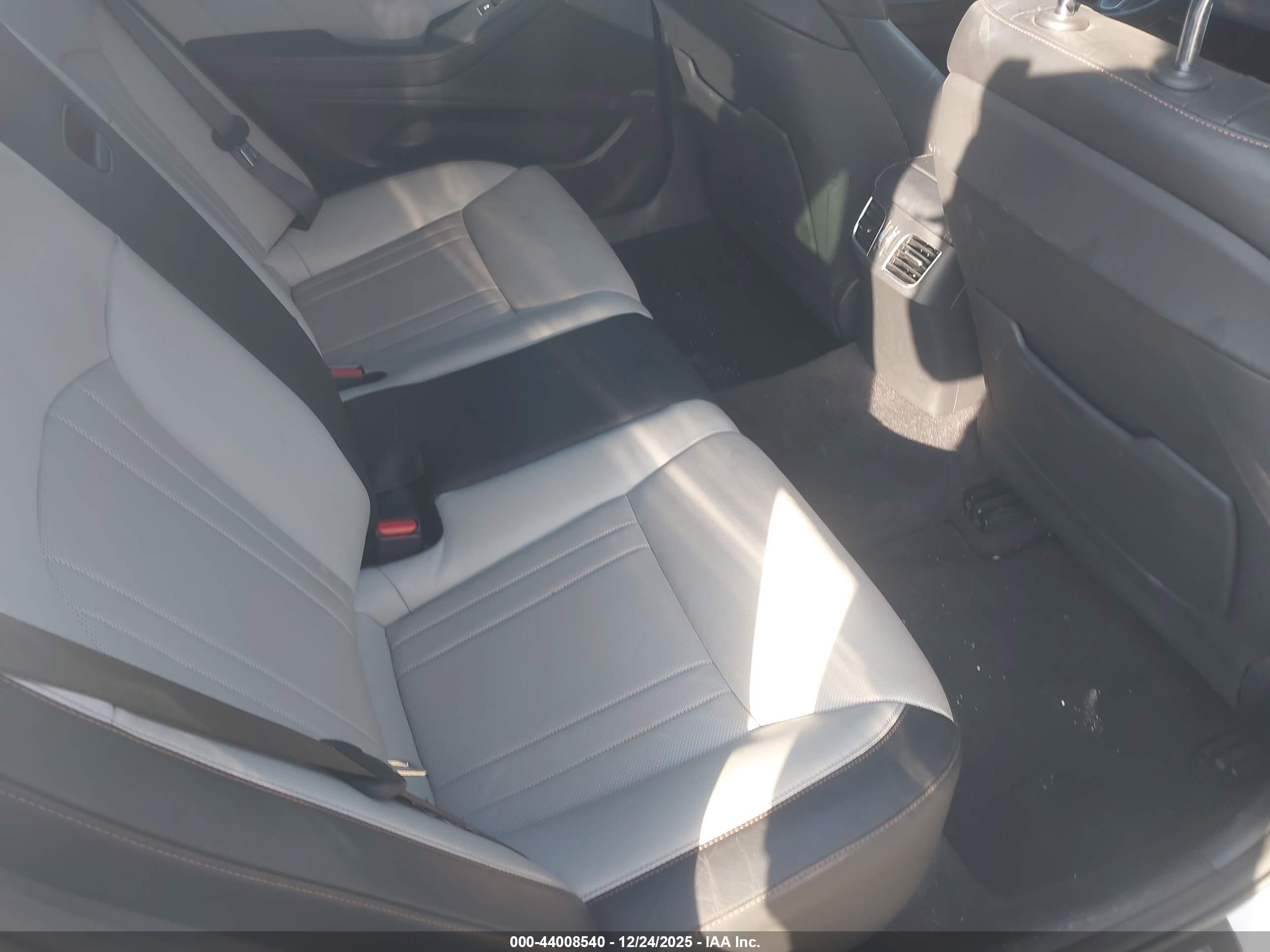 GENESIS G80 image 8
