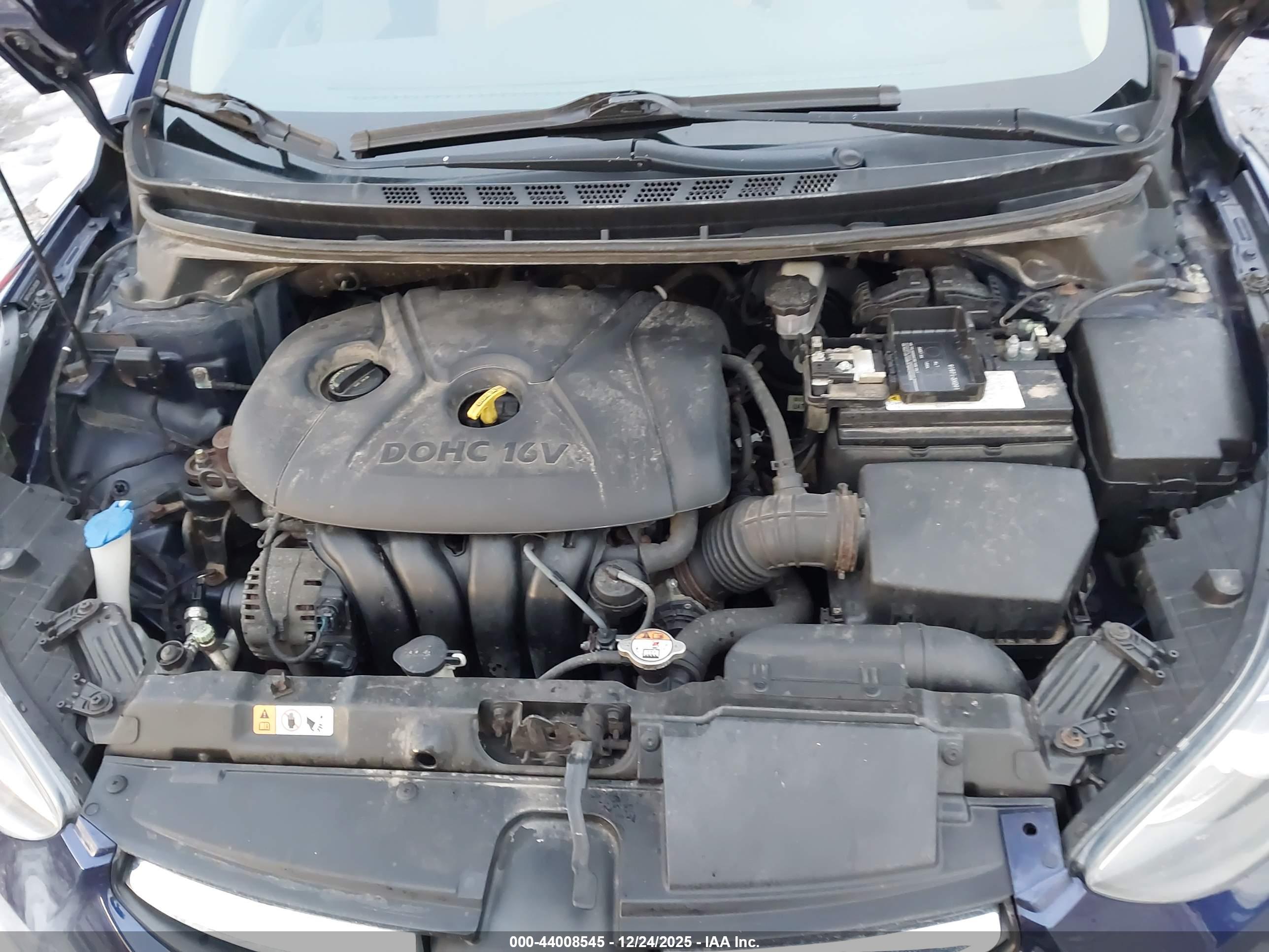 HYUNDAI ELANTRA image 10