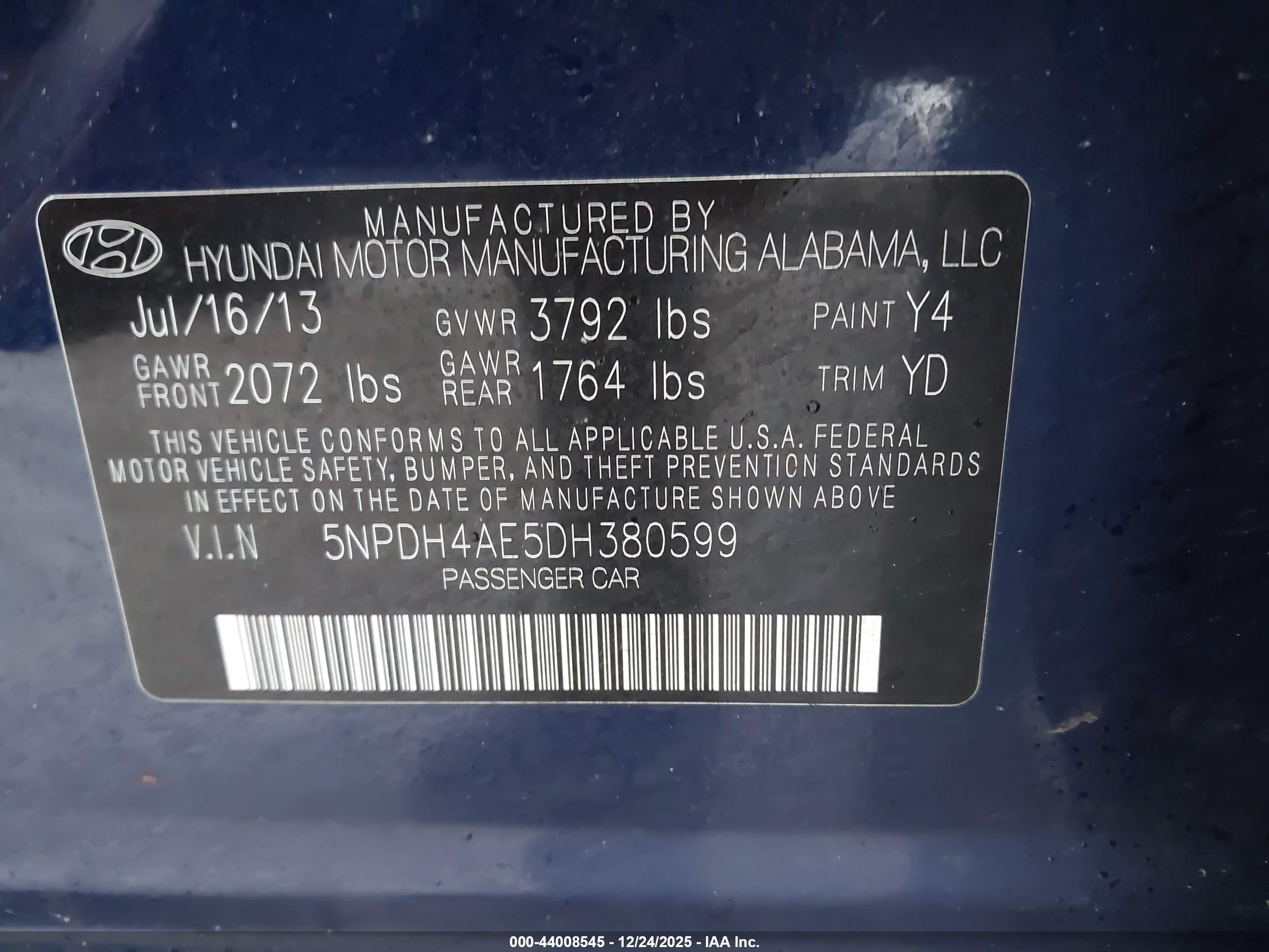 HYUNDAI ELANTRA image 9