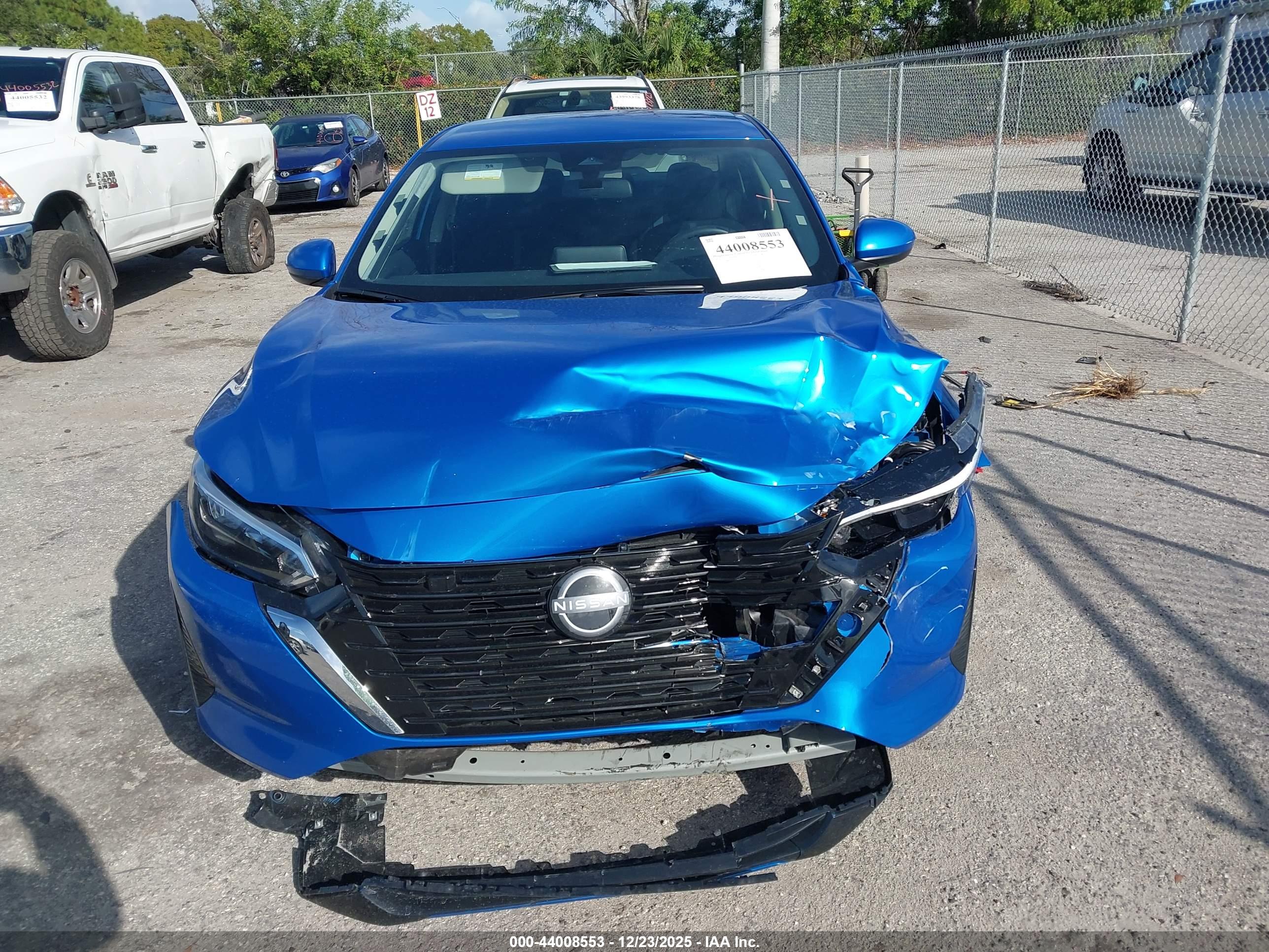 NISSAN SENTRA image 6