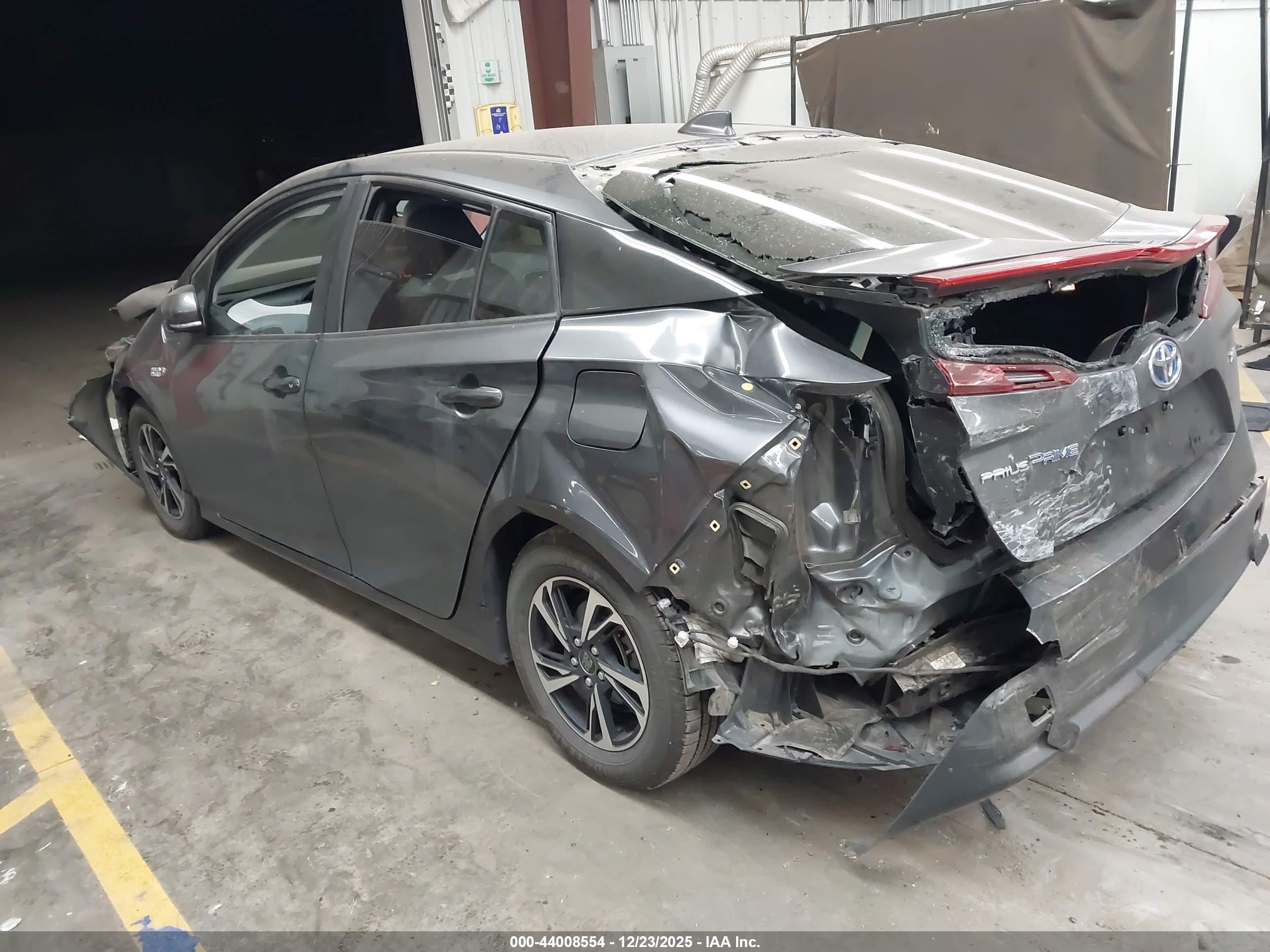 TOYOTA PRIUS image 3