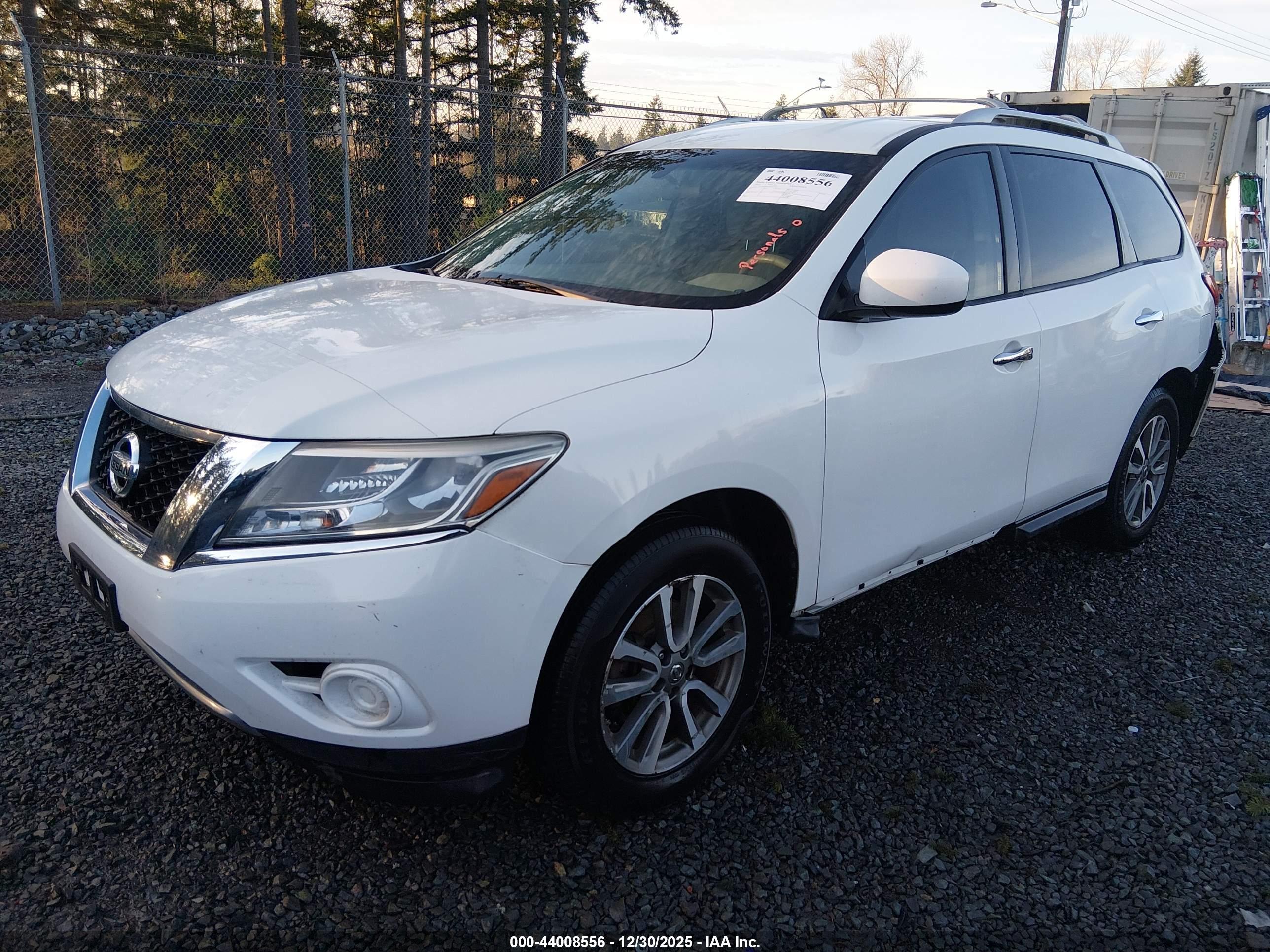 NISSAN PATHFINDER image 2
