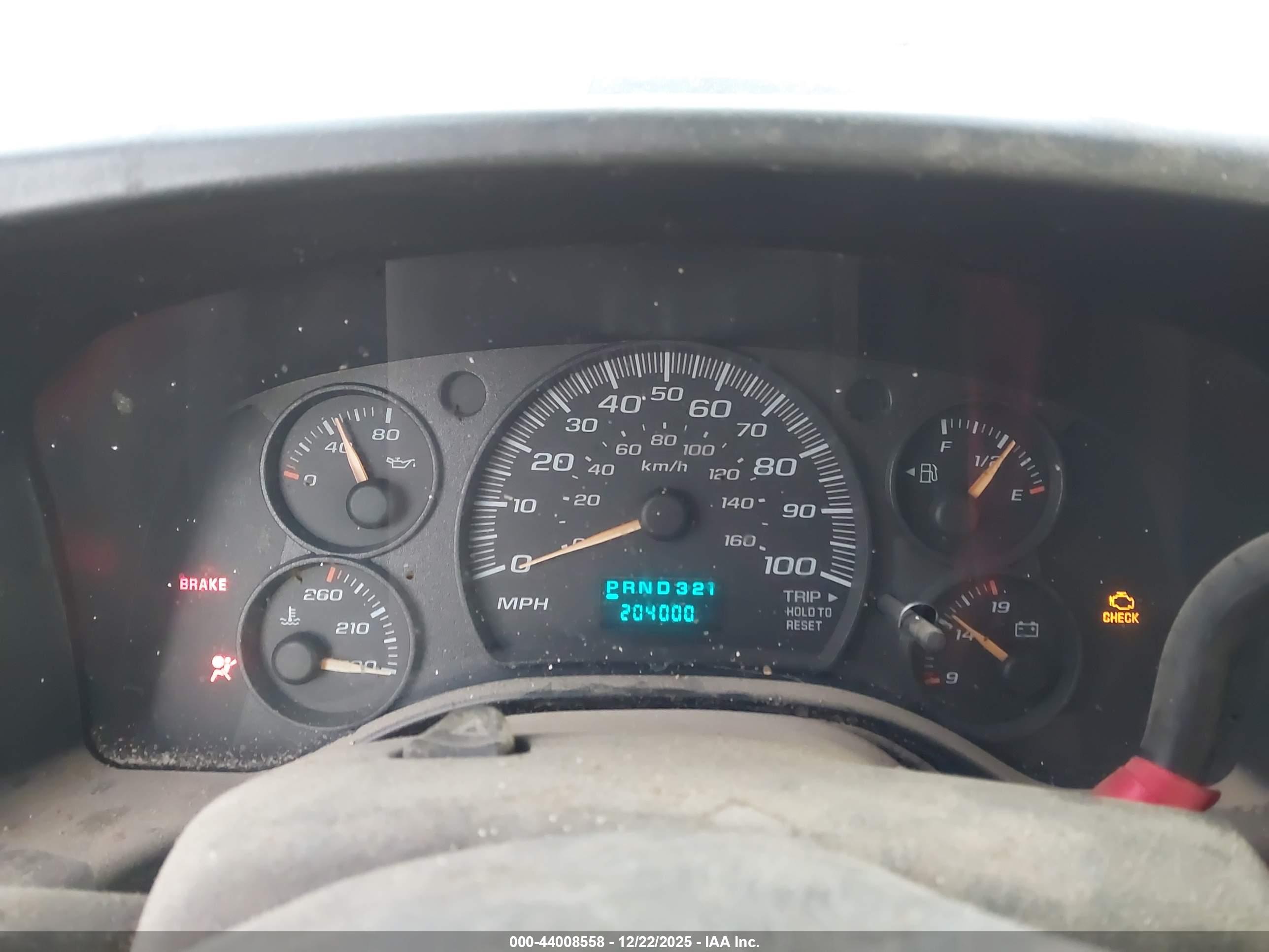 CHEVROLET EXPRESS image 7
