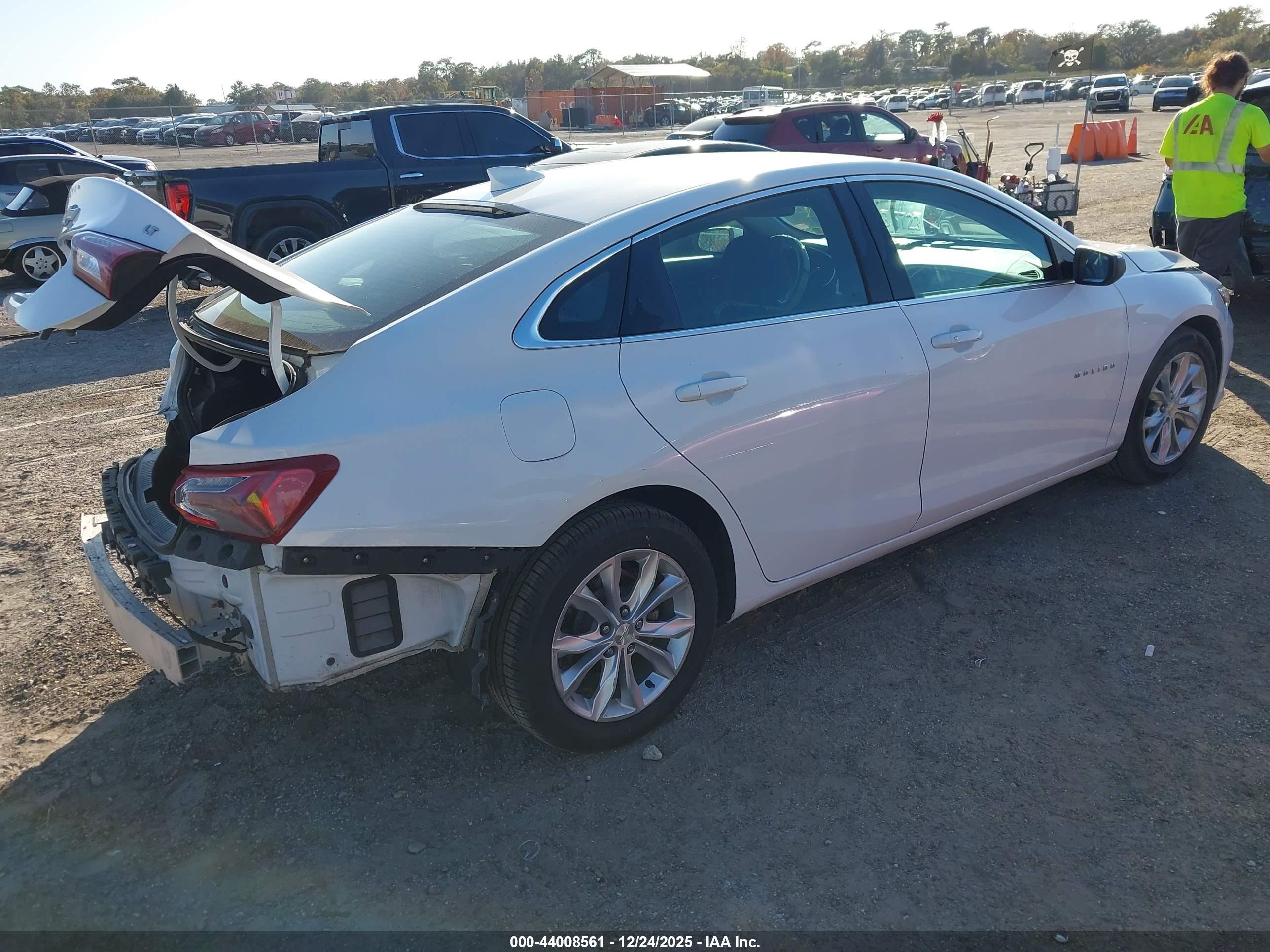 CHEVROLET MALIBU image 4