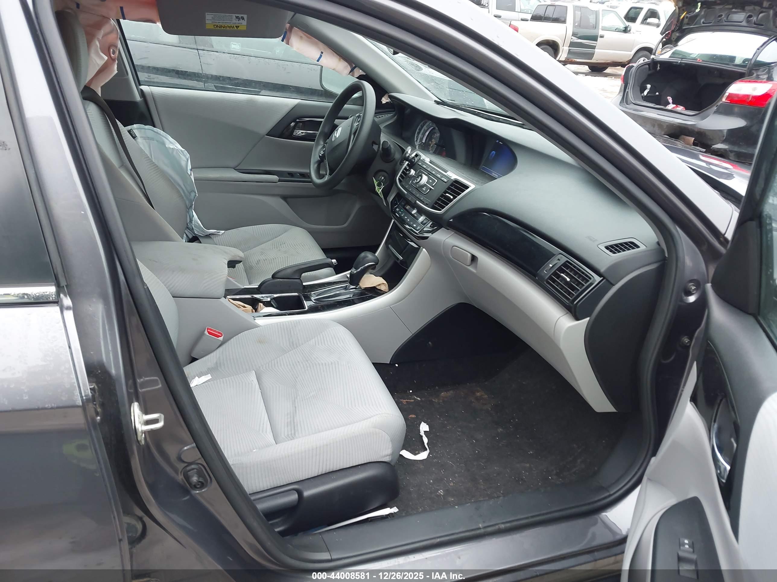 HONDA ACCORD image 5