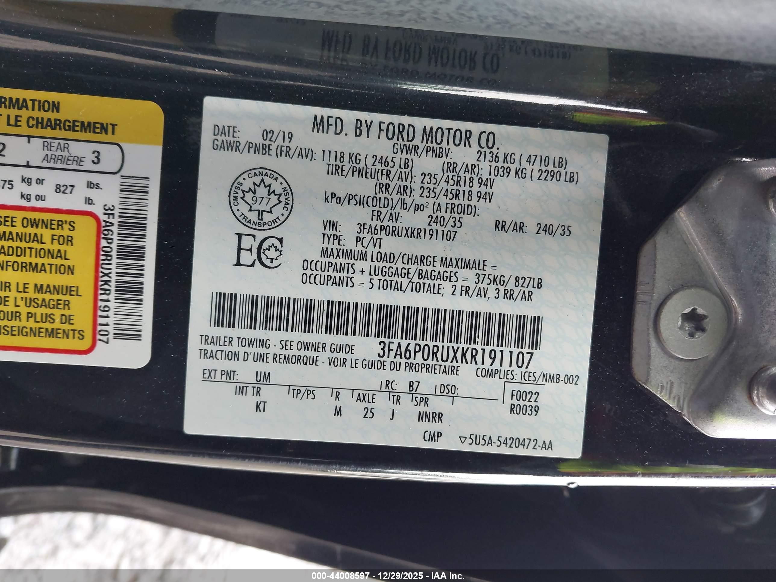 FORD FUSION image 9
