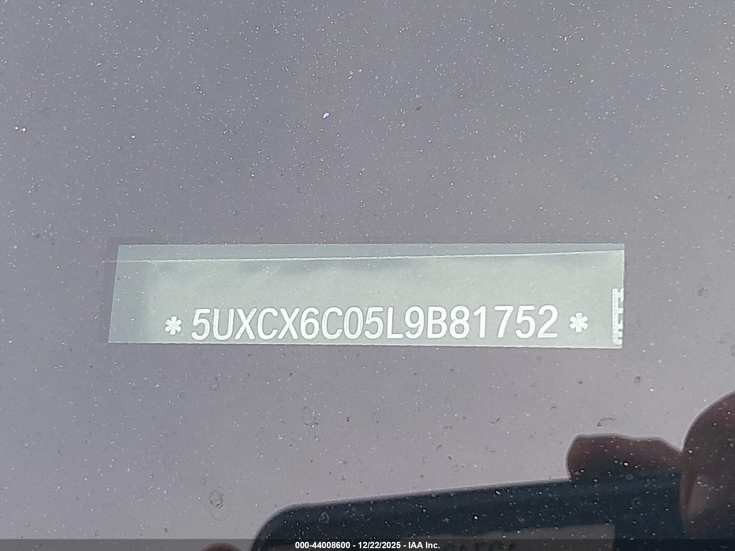 BMW X7 image 9