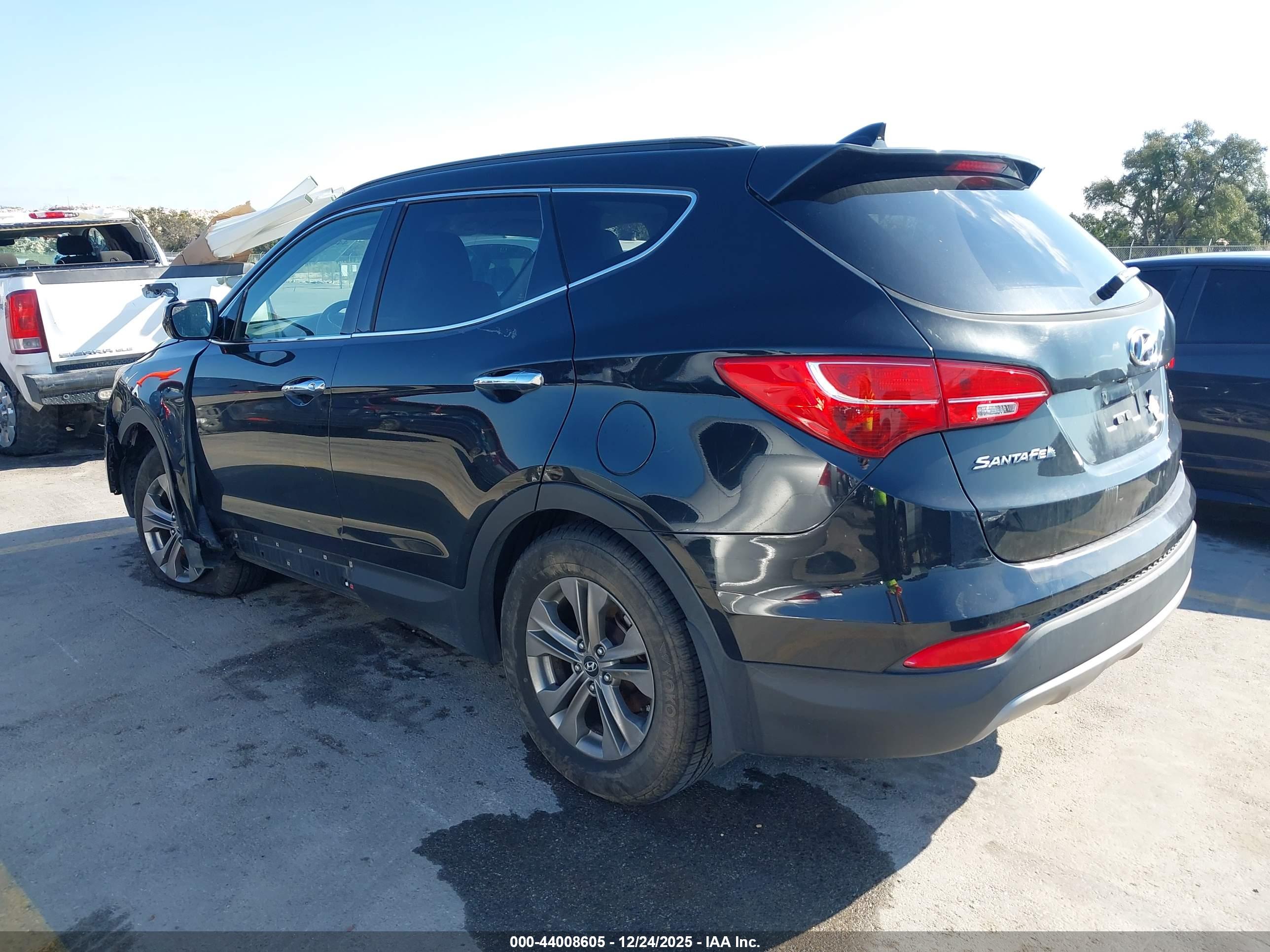 HYUNDAI SANTA image 3