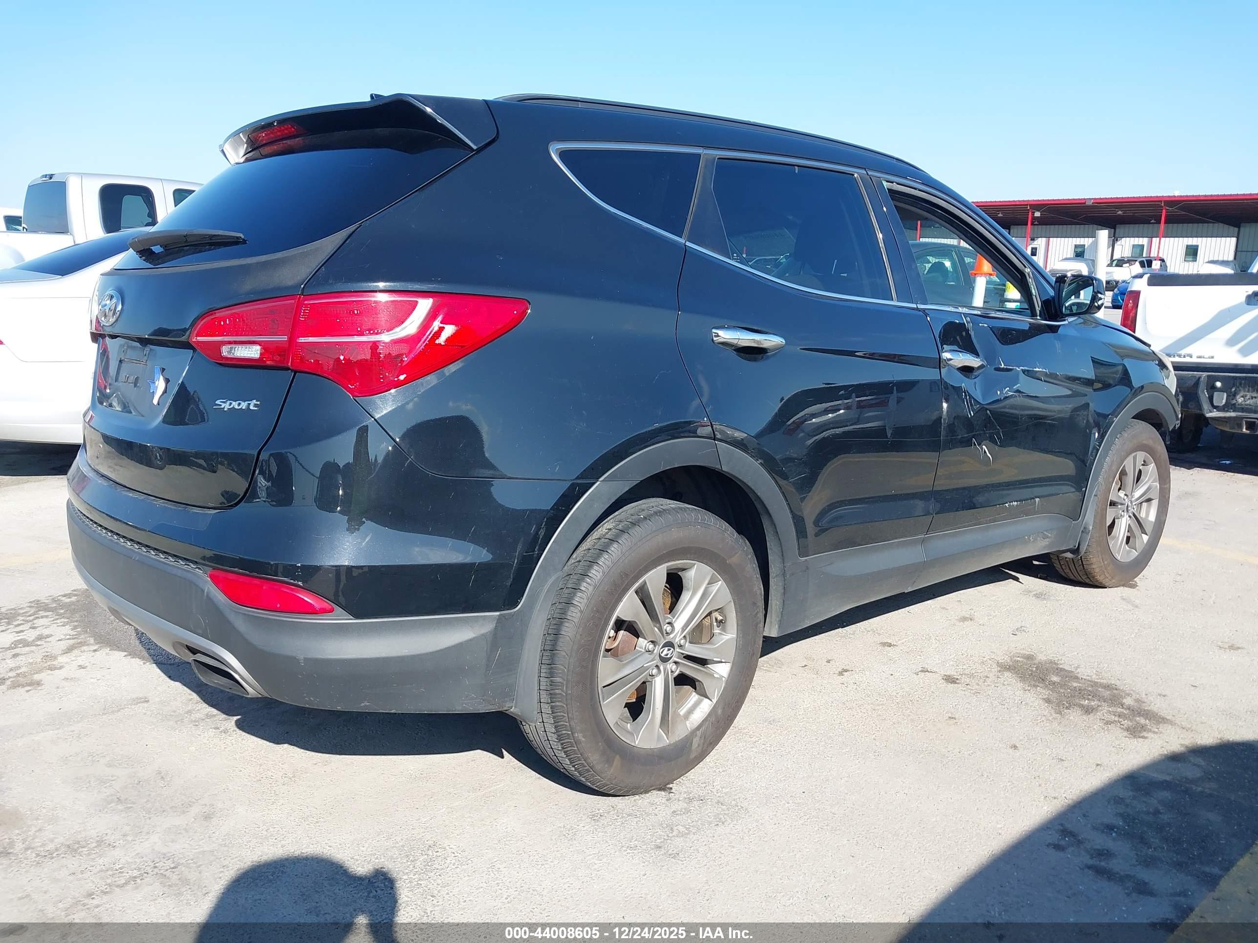 HYUNDAI SANTA image 4
