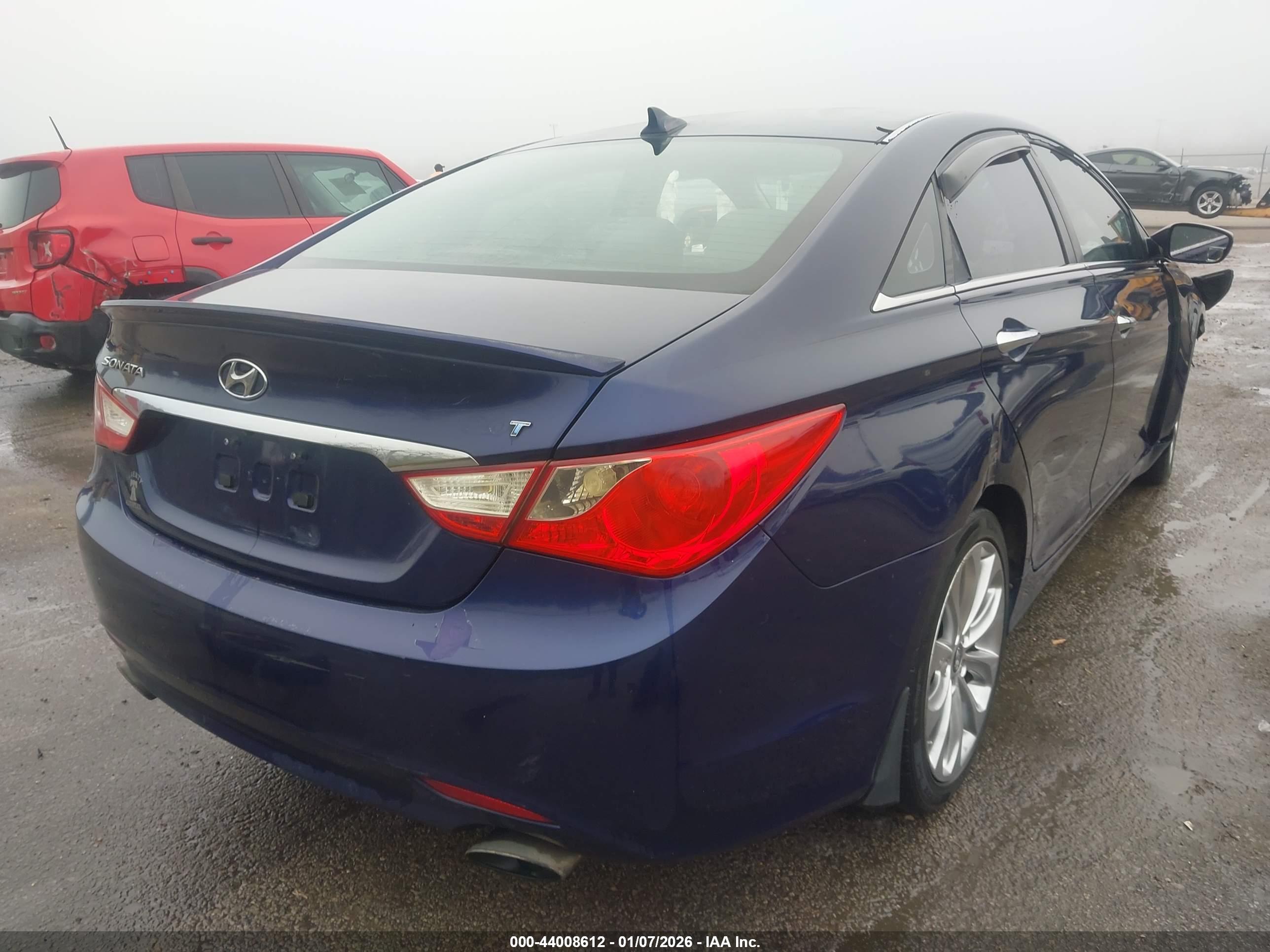 HYUNDAI SONATA image 4