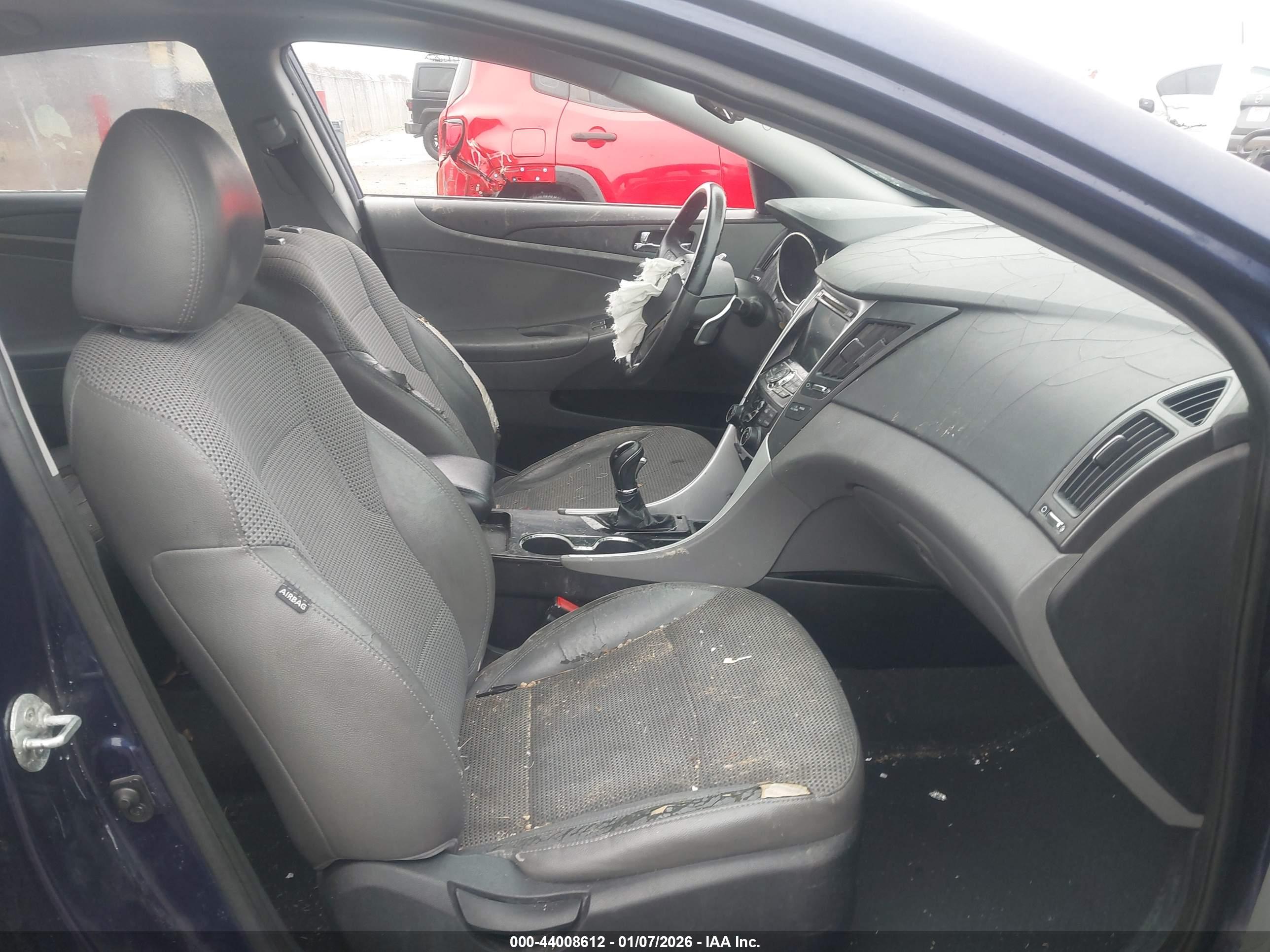 HYUNDAI SONATA image 5