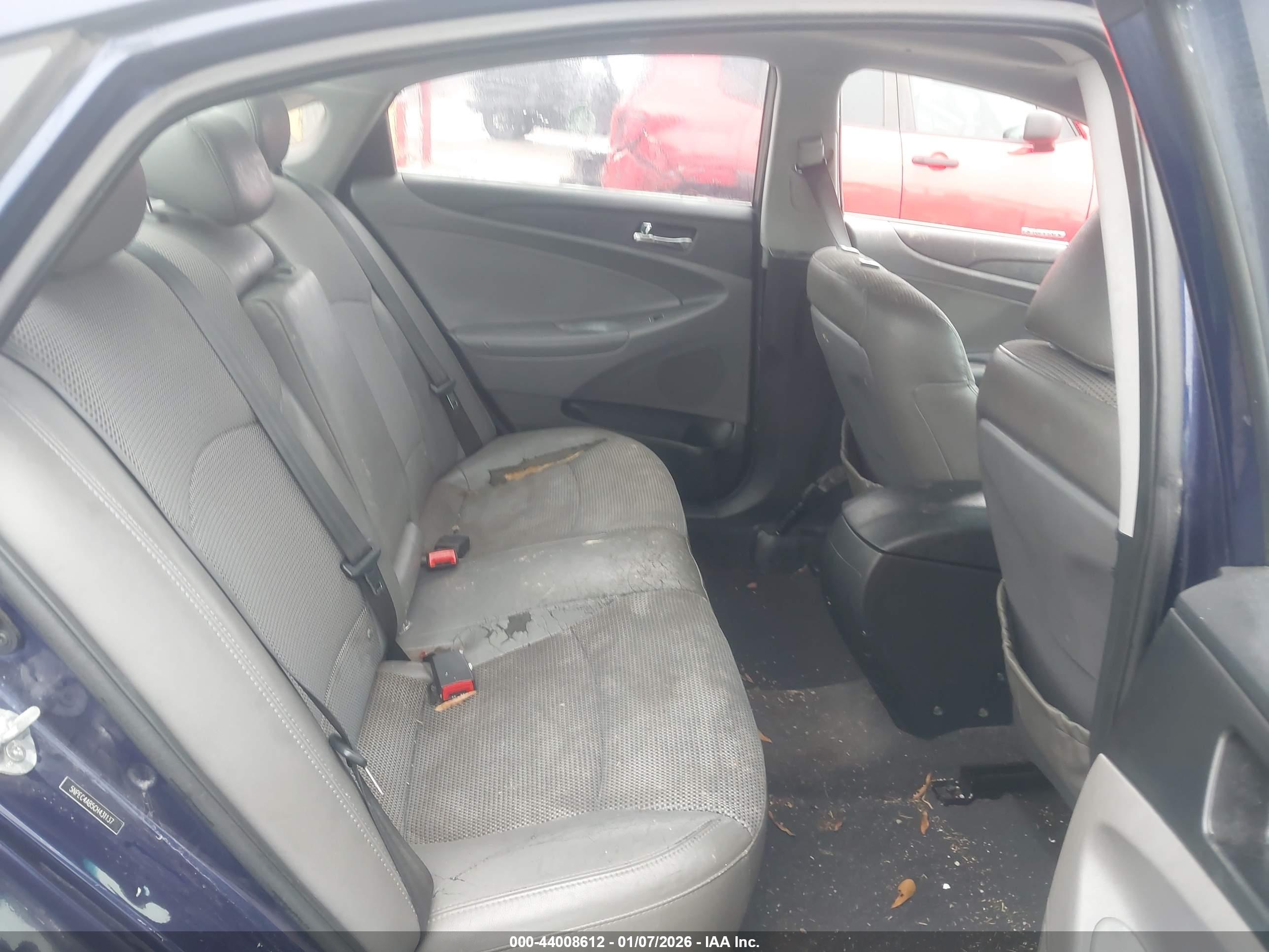 HYUNDAI SONATA image 8