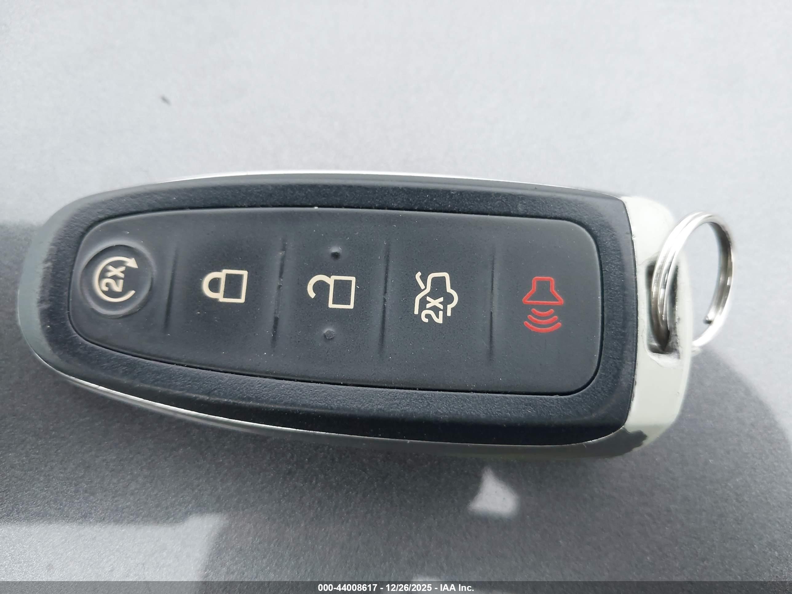 FORD ESCAPE image 11