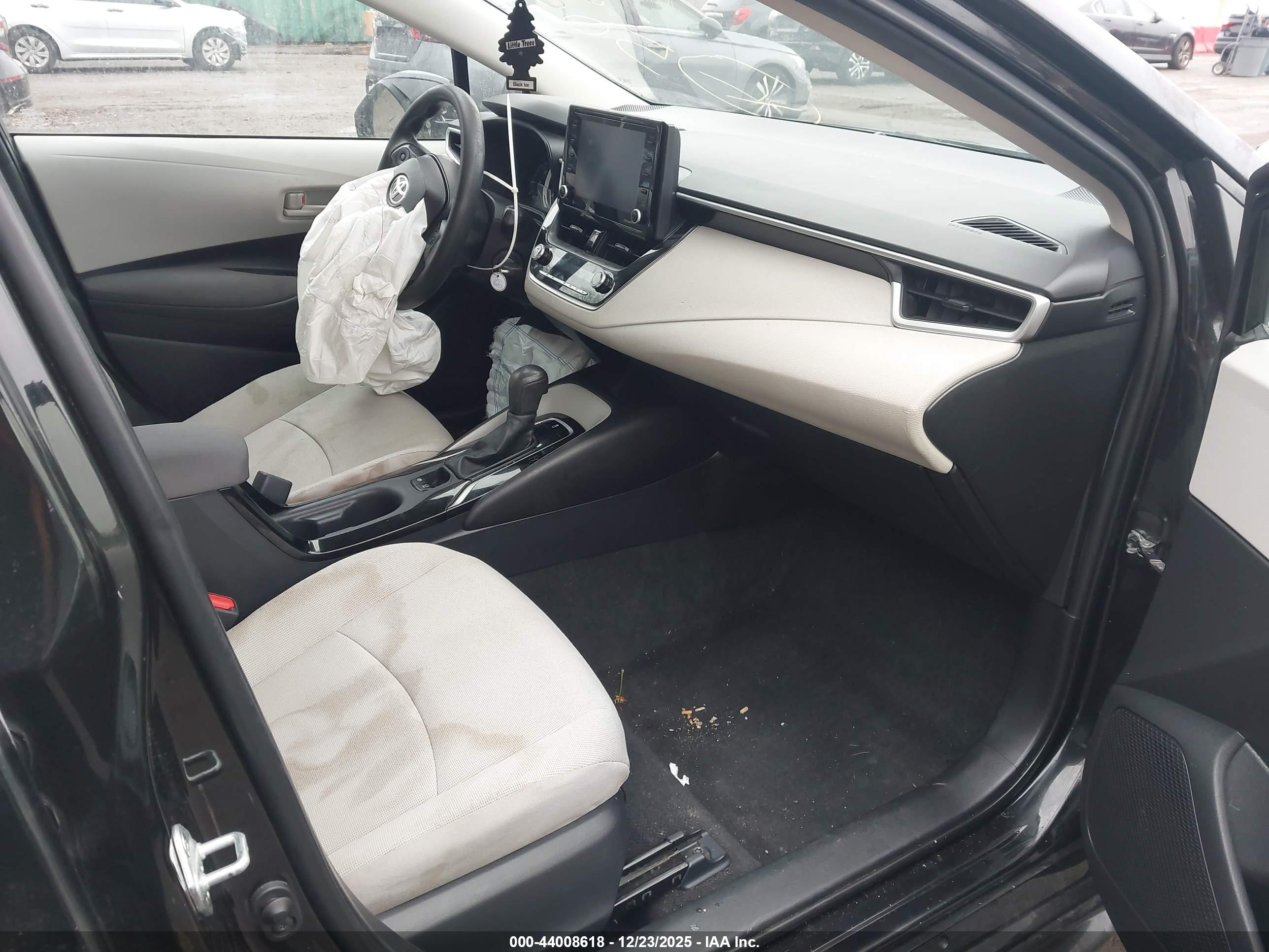 TOYOTA COROLLA image 5