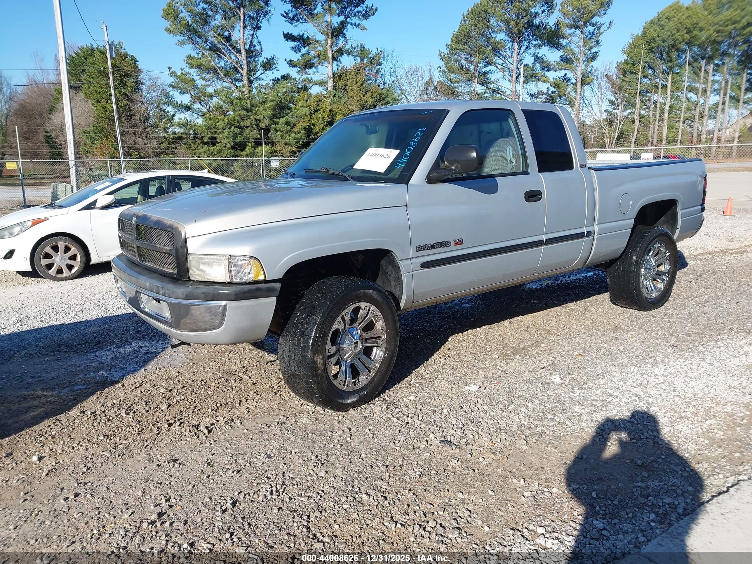DODGE RAM image 2